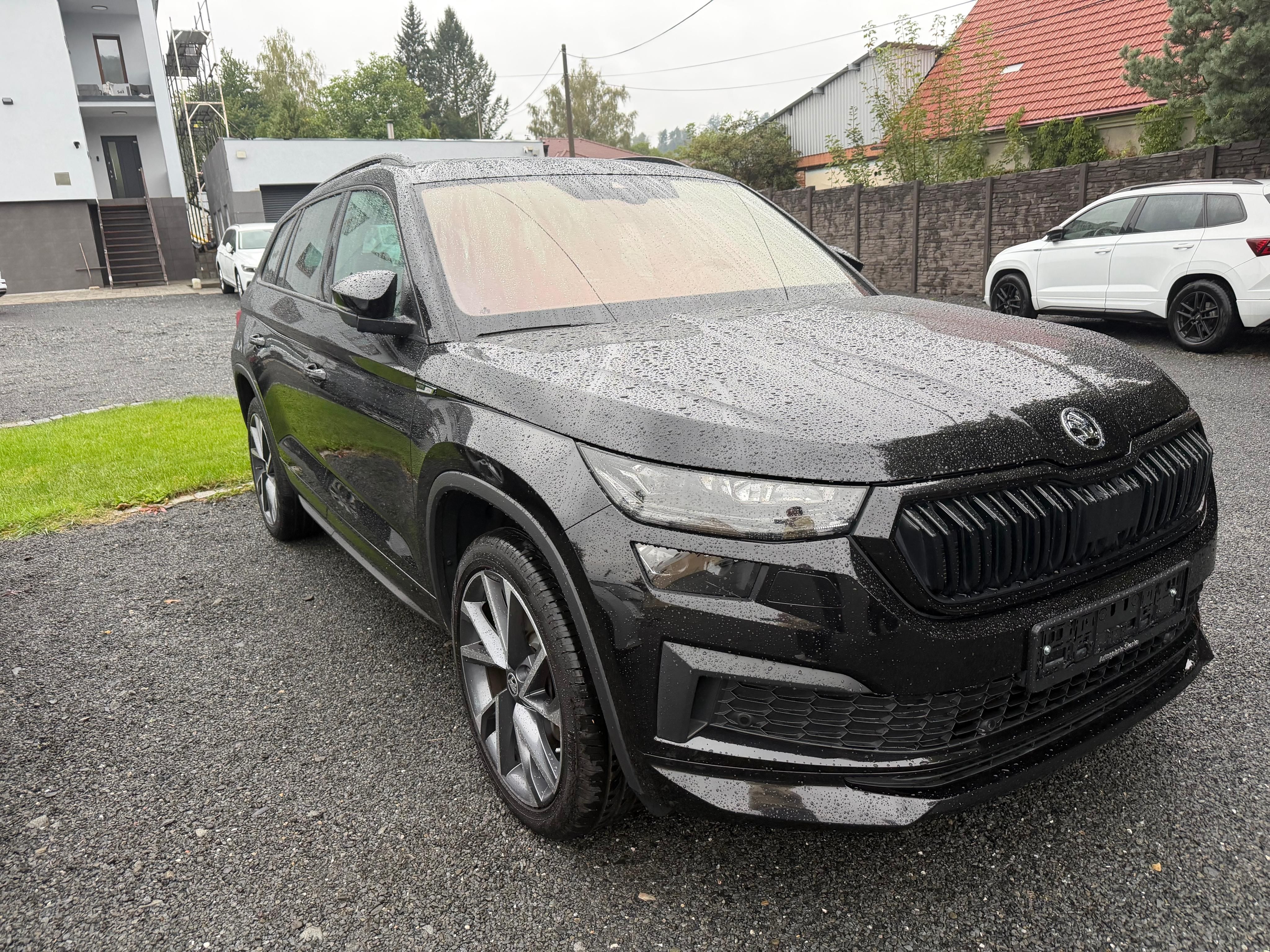 Škoda Kodiaq, SPORTLINE 2.0TDI 147KW WEBASTO - fotka 2
