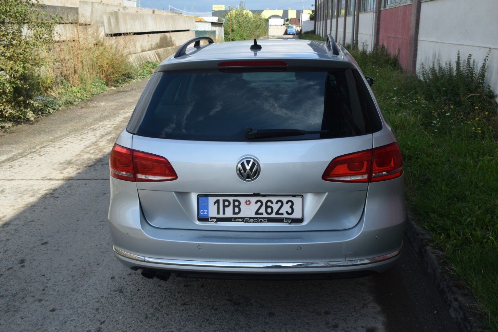 Volkswagen Passat Variant, 2,0TDi automat - fotka 4