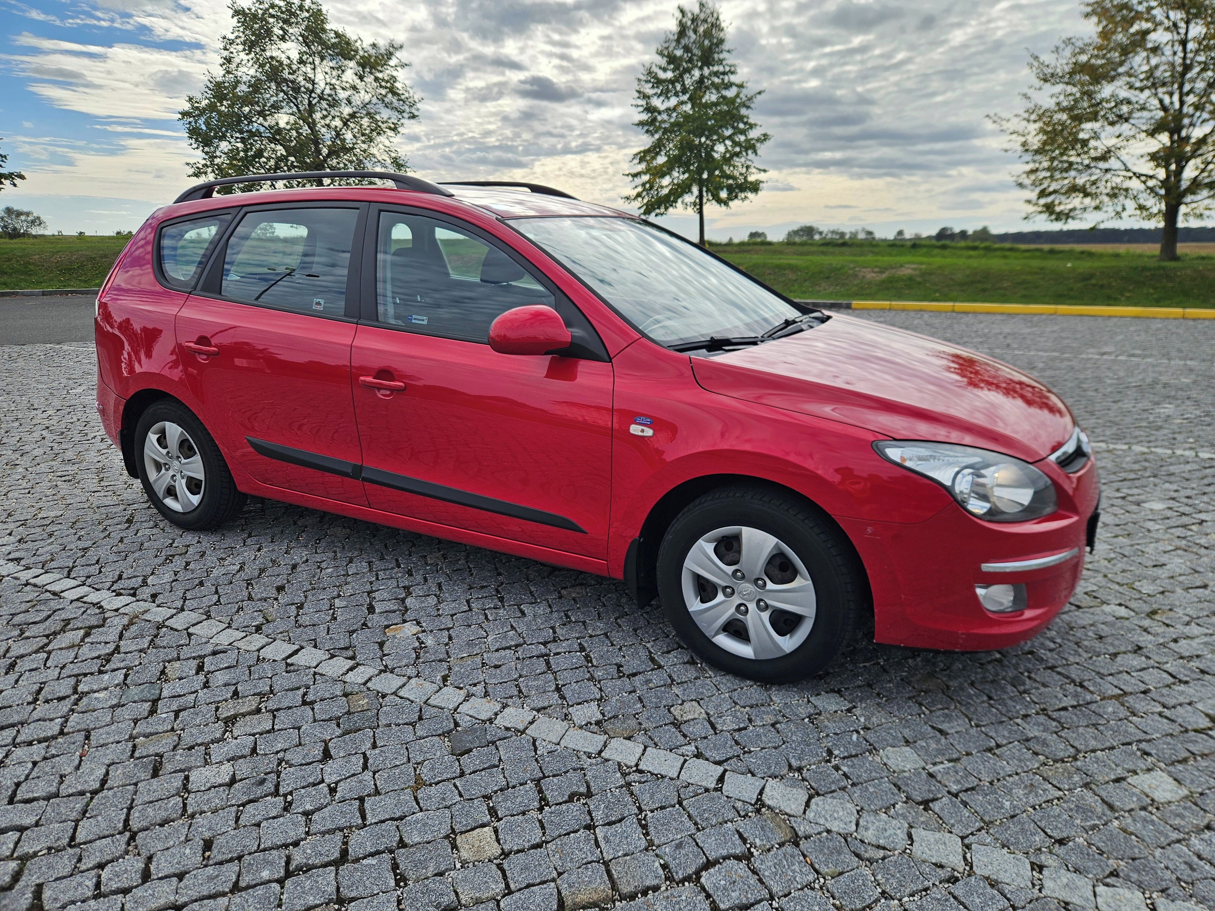 Hyundai i30, 1.4 80KW, KLIMA, SPLÁTKY - fotka 5