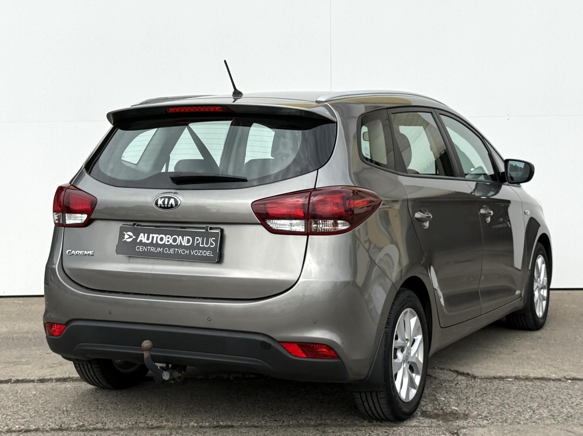 Kia Carens, 1.6 GDI 99kW Comfort - fotka 2