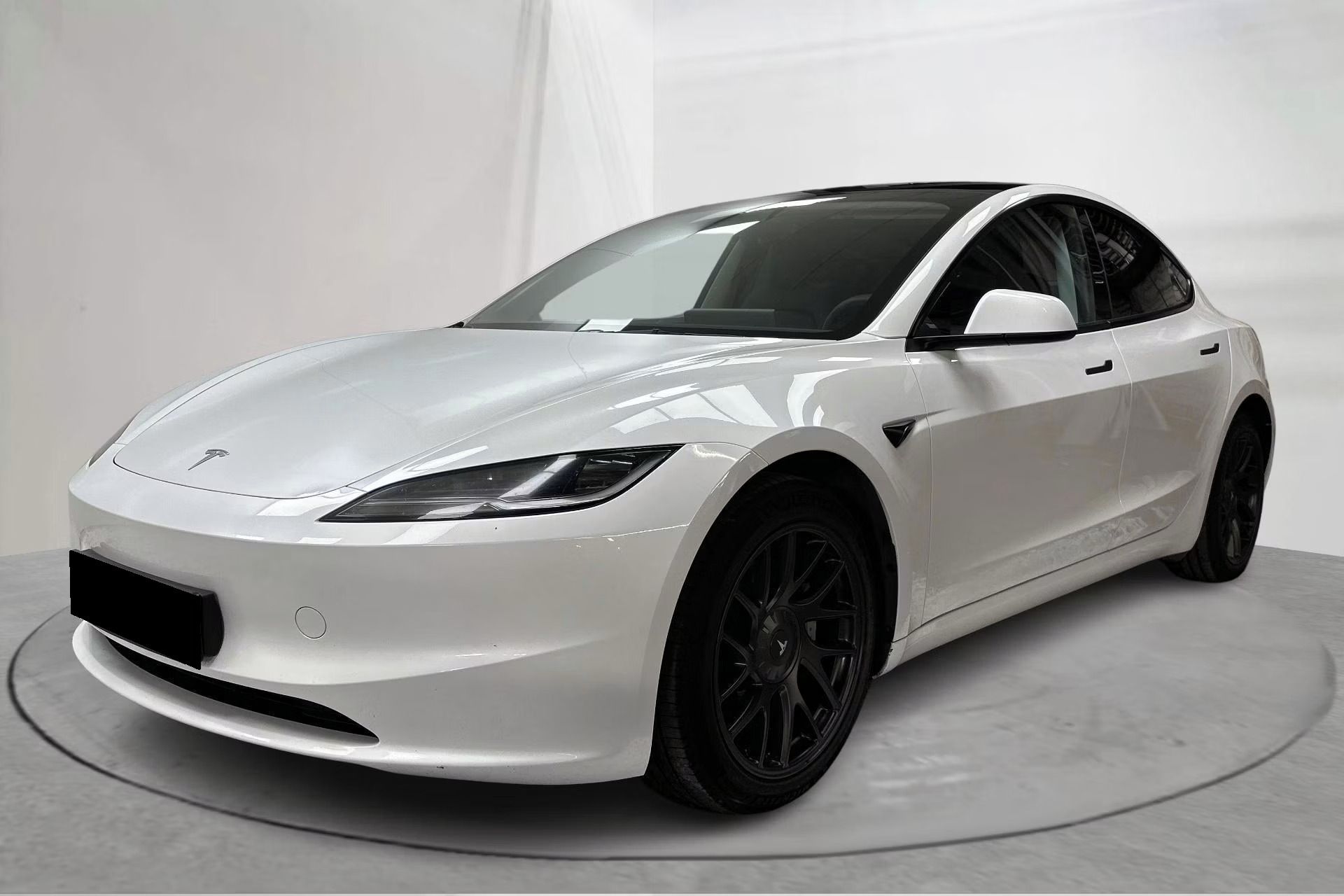 Tesla Model 3, AWD,HW4, záruka