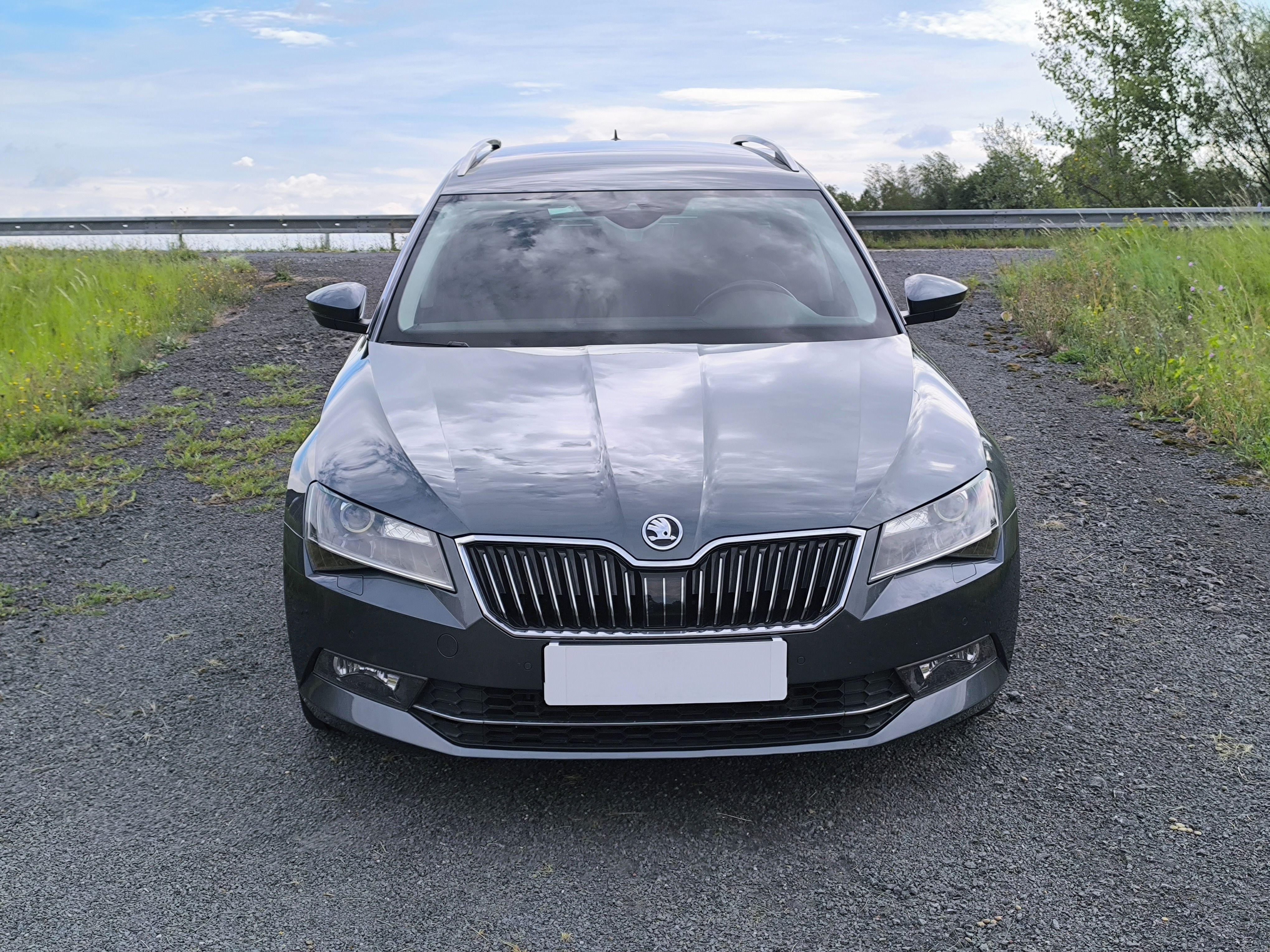 Škoda Superb, DSG 2.0TDI 110kW NOVÉ ROZVODY - fotka 2