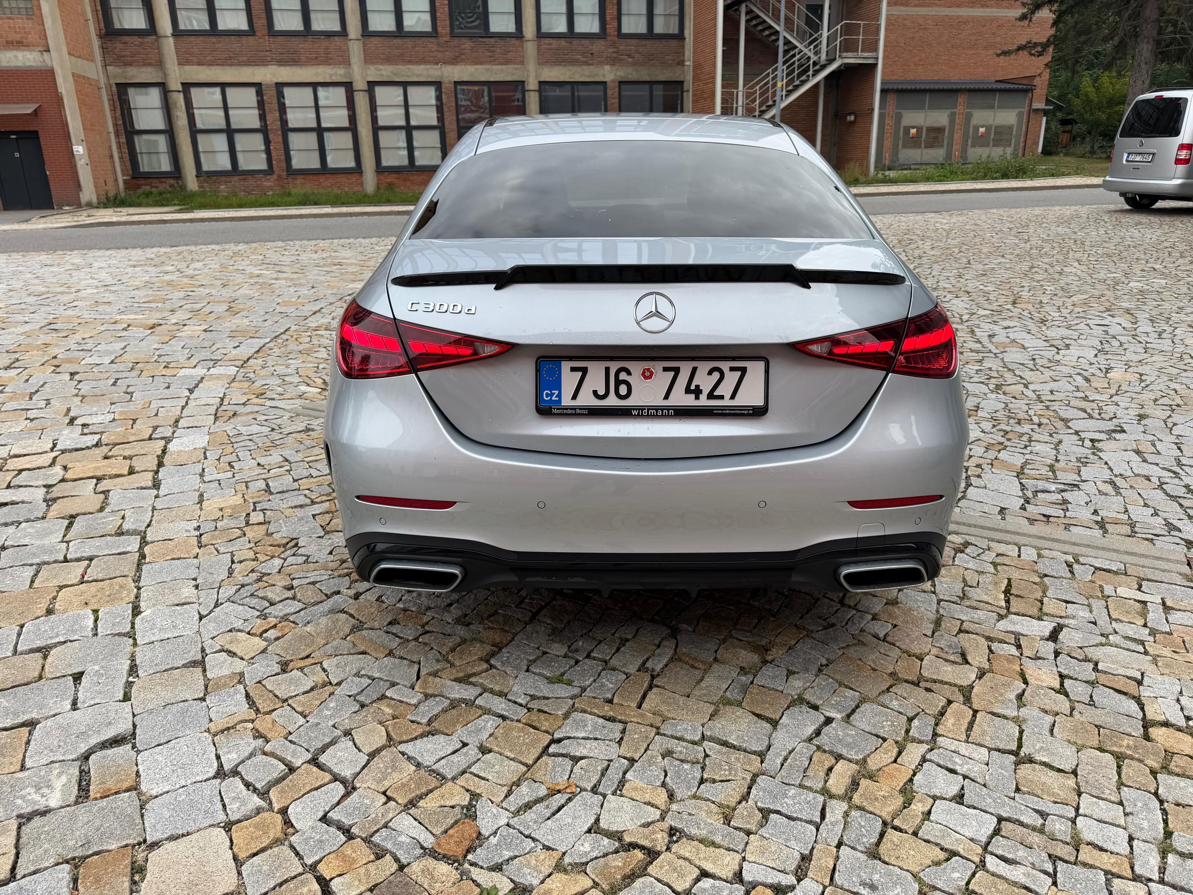Mercedes-Benz Třídy C, Mercedes-Benz C 300 d W206 AMG - fotka 5