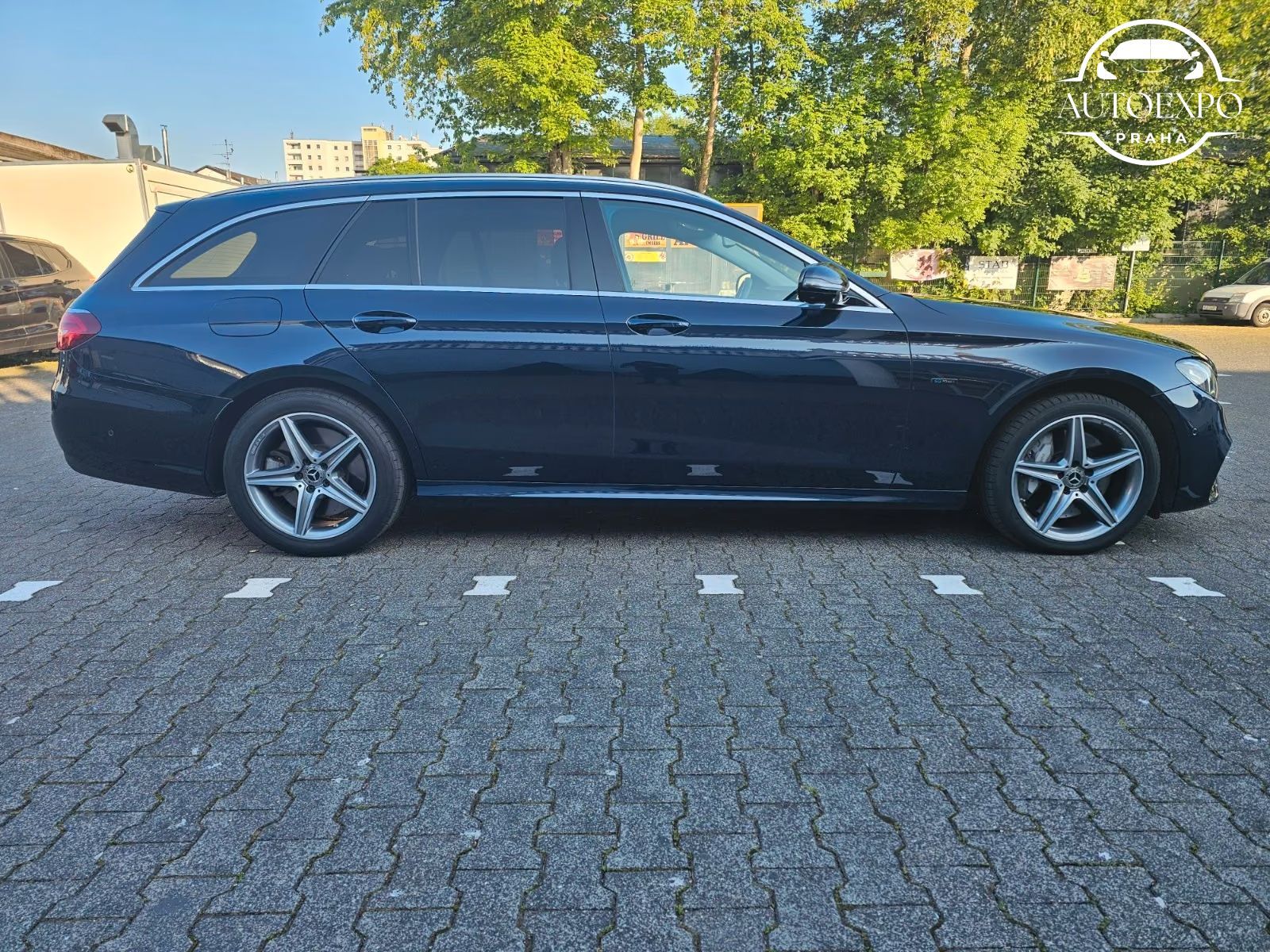Mercedes-Benz Třídy E, E300de Hybrid/PlugIn AMG line - fotka 4