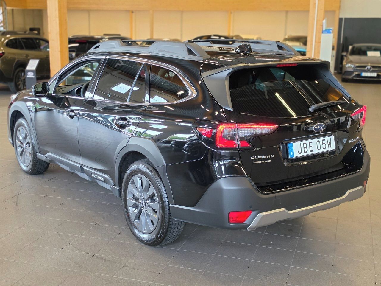 Subaru Outback, 2.5i 4WD Active - fotka 4