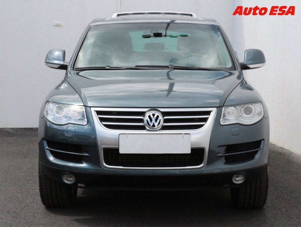 Volkswagen Touareg, 3.0TDi 4x4 - fotka 2