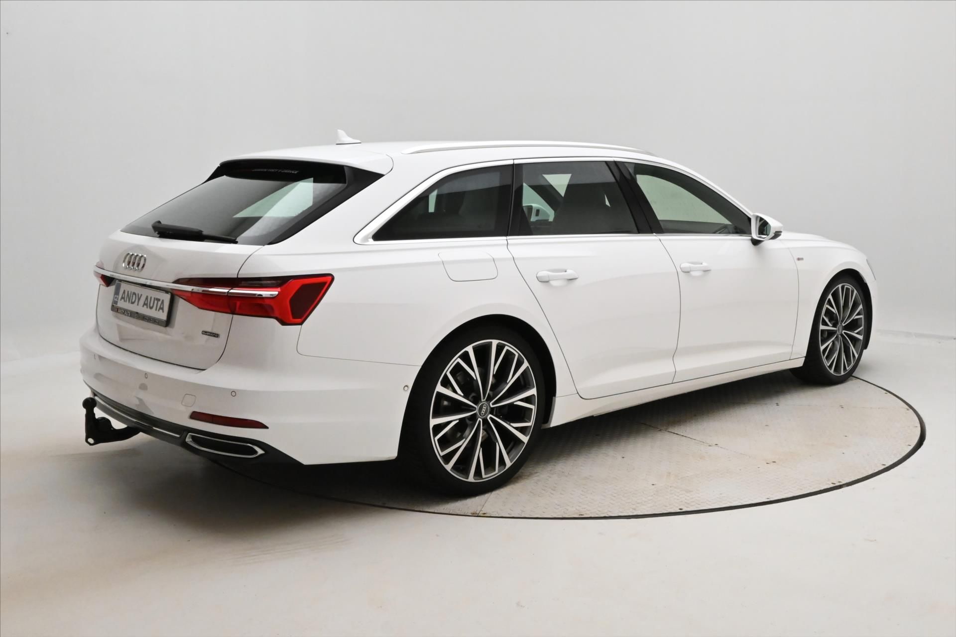 Audi A6, 3,0 TDI 210 kW QUATTRO S-LINE - fotka 5