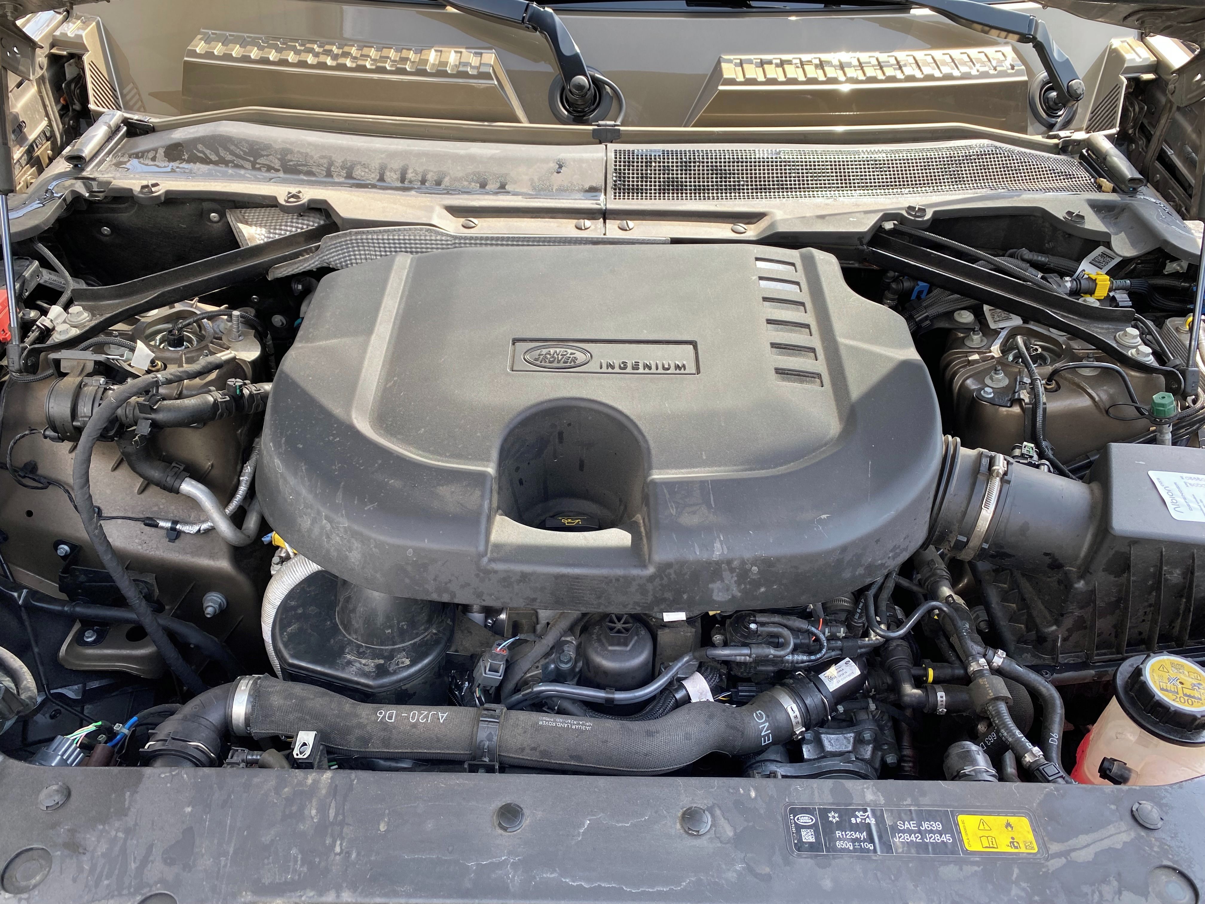 Land Rover Defender, 110 D250 XS EDITION (2023) - fotka 6