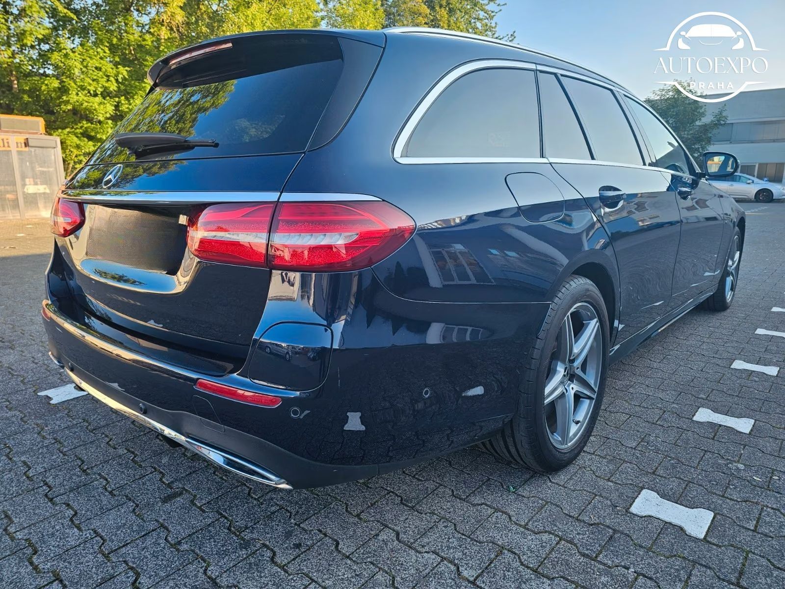 Mercedes-Benz Třídy E, E300de Hybrid/PlugIn AMG line - fotka 5