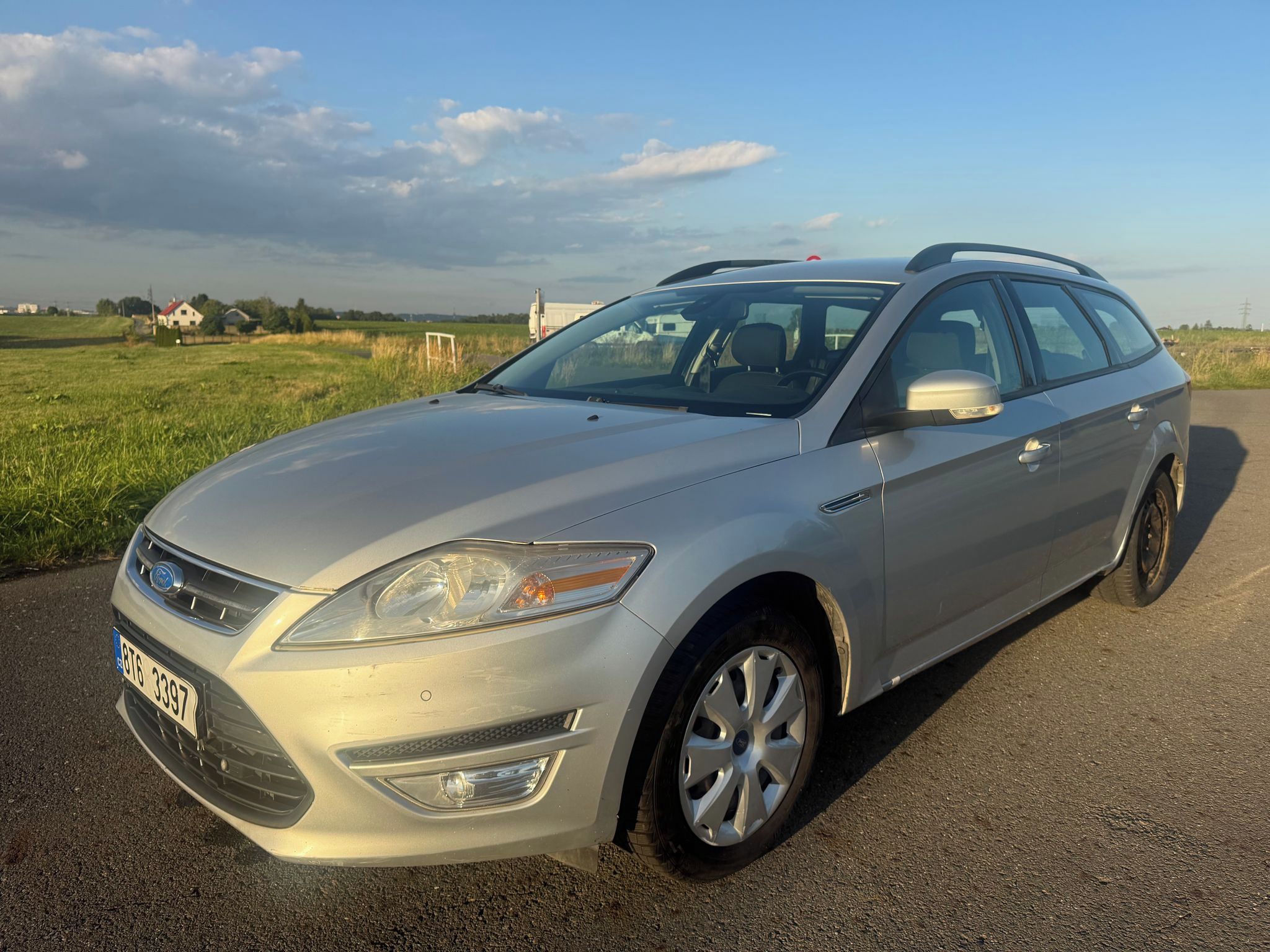 Ford Mondeo, 2,0 TDI KOMBI TAŽNÉ 2X KOLA
