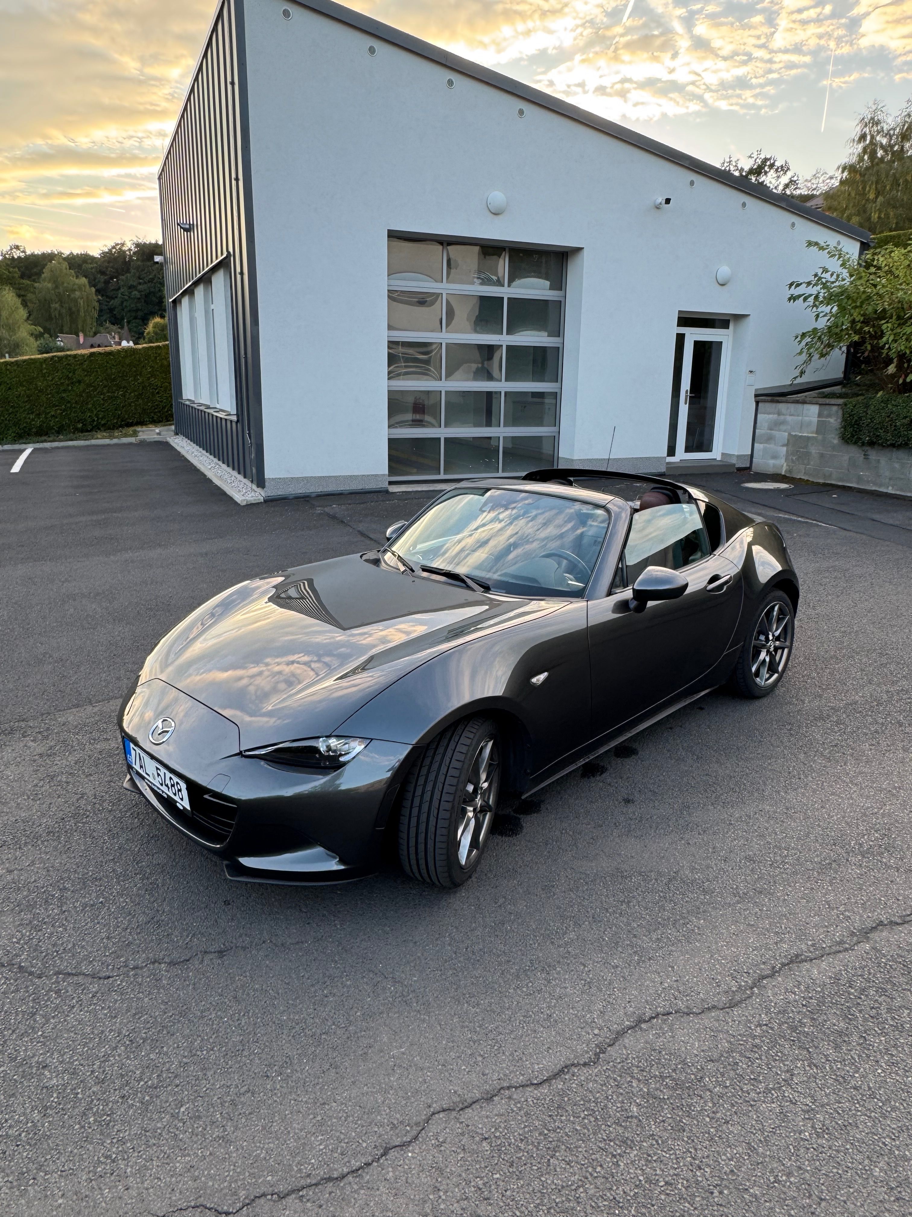 Mazda MX-5, 2.0 Skyactiv-G 118 kW RF | Man - fotka 2