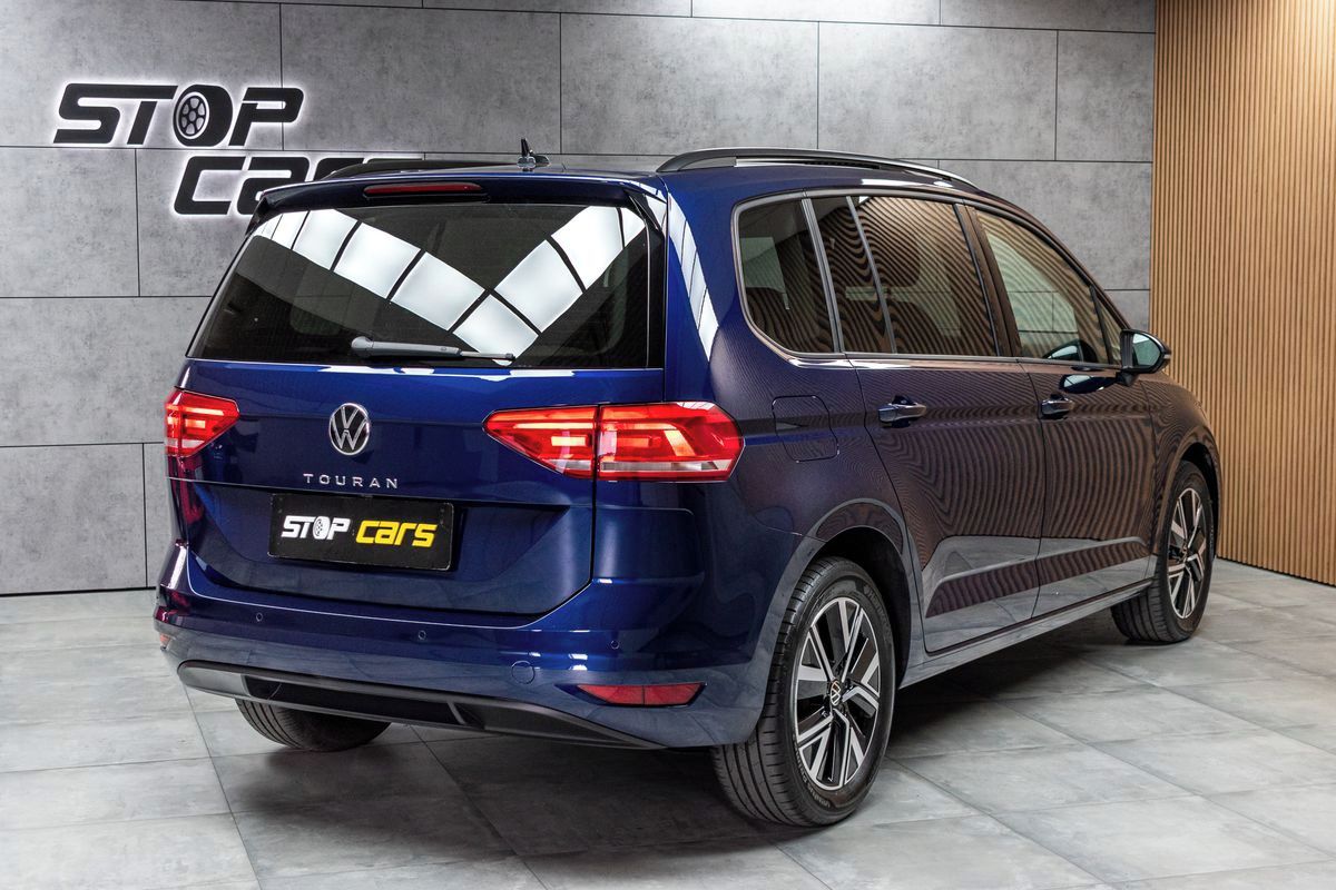Volkswagen Touran, 1.5 TSI TAŽNÉ*7.MÍST*DPH*ČR 1M - fotka 6