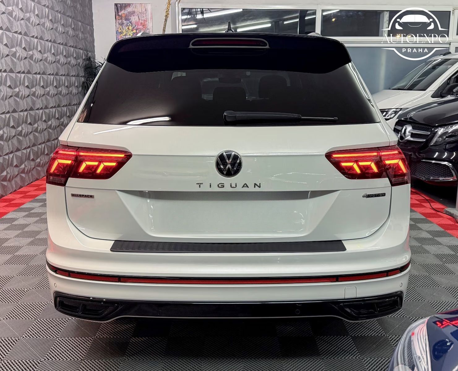 Volkswagen Tiguan Allspace, 2.0 TSI DSG 4Motion R-Line - fotka 5