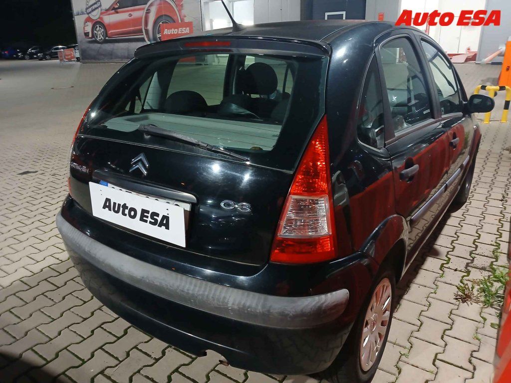 Citroën C3, 1.2i,ČR - fotka 2