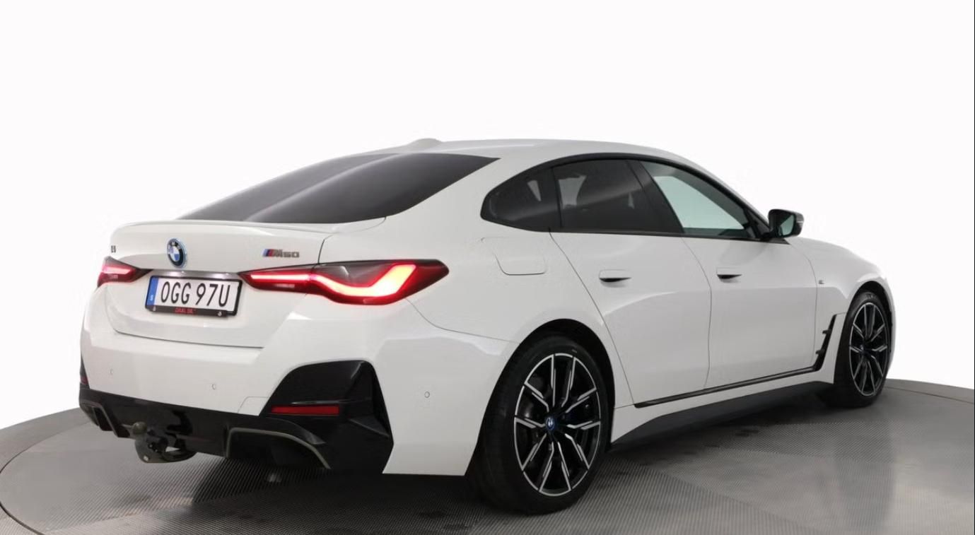 BMW i4, M50 xDrive GC 360k HuD Tažné - fotka 6