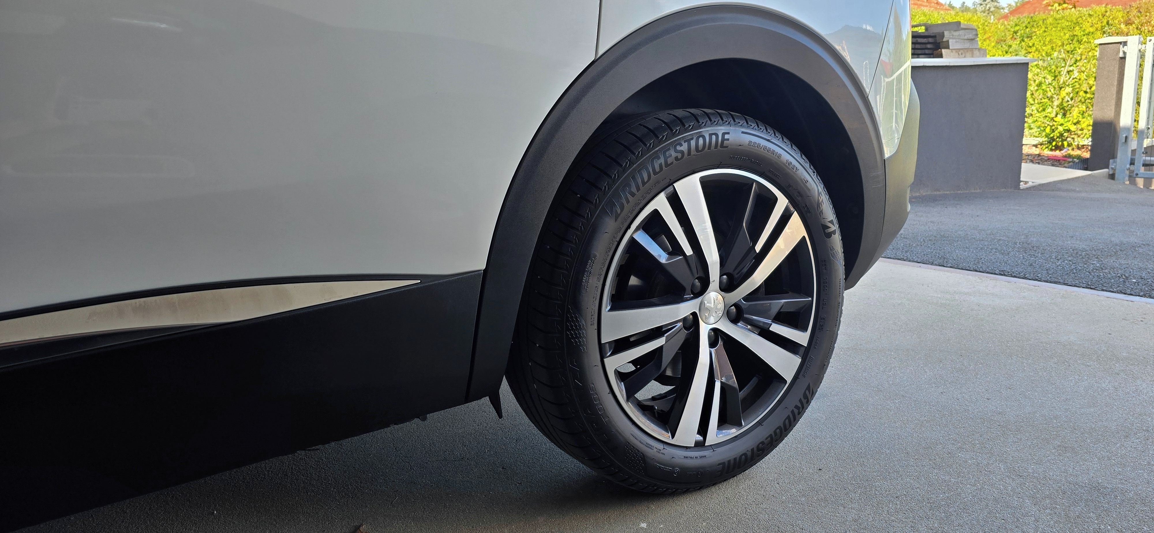 Peugeot 5008, Výbava GT - fotka 6