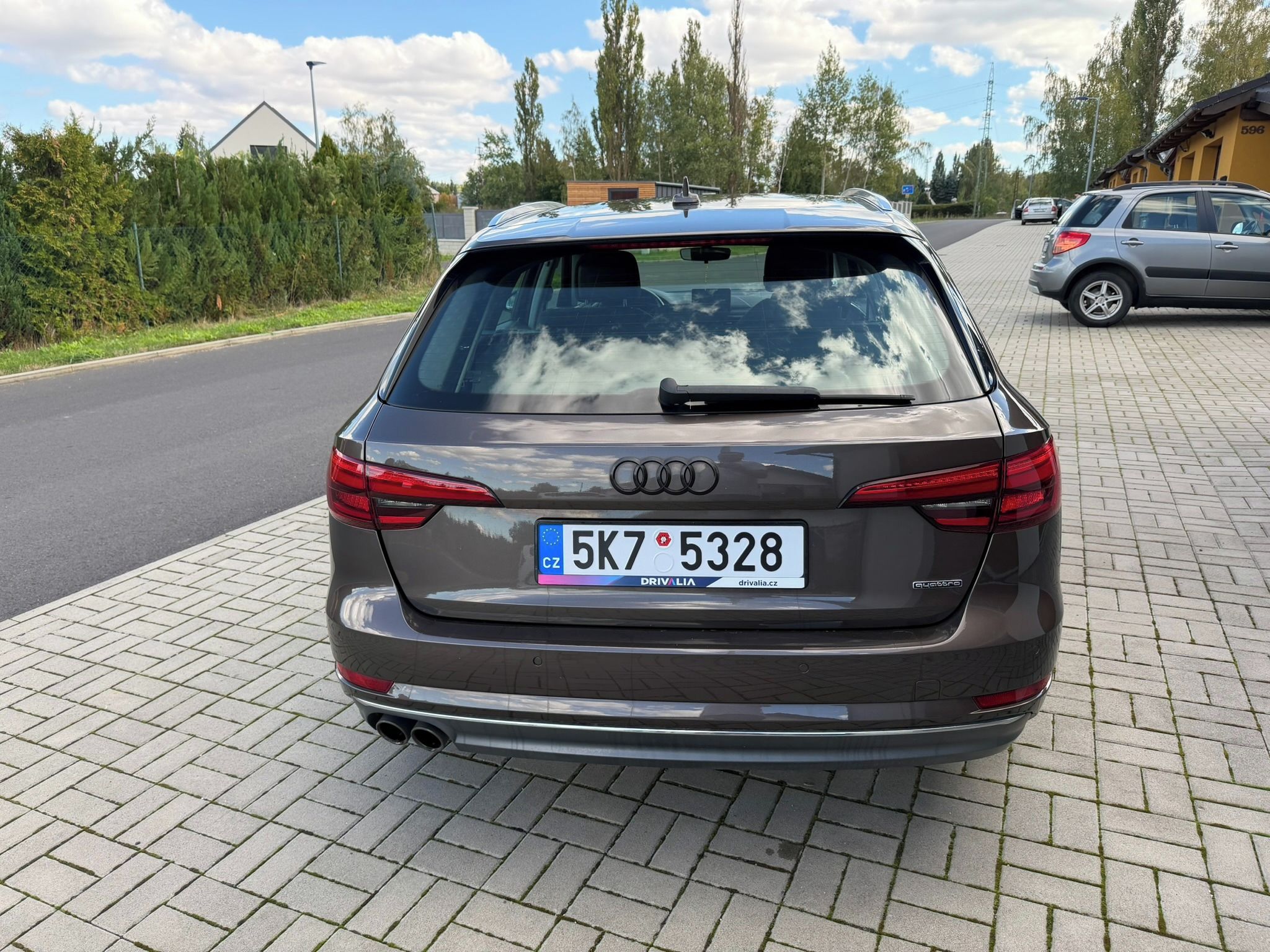 Audi A4 Avant - fotka 6