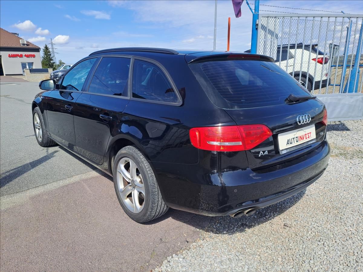 Audi A4 Avant, 2,0 TDI KOUPENO CZ - fotka 4