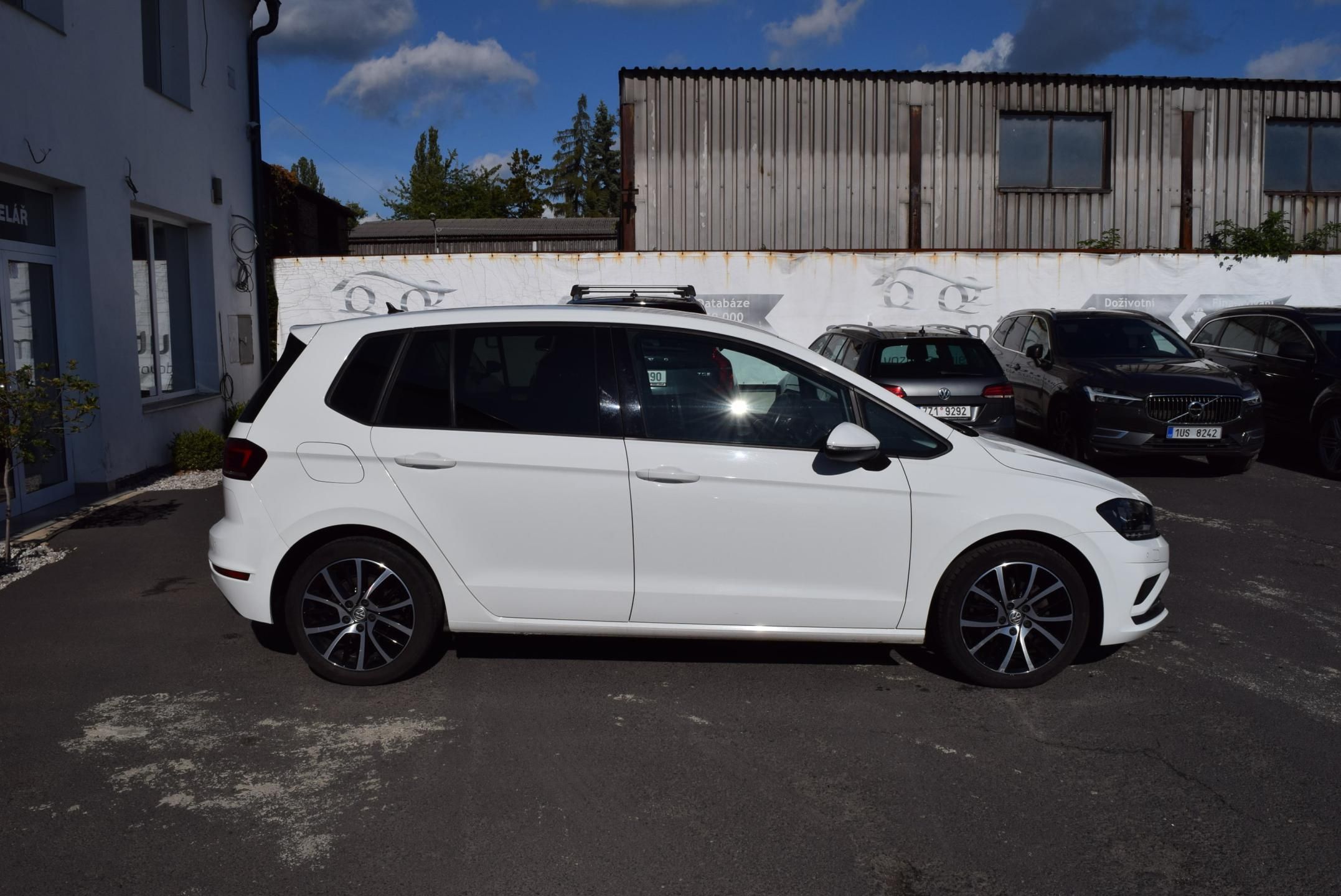 Volkswagen Golf Sportsvan, 1.5TSI 96kw EVO 130 TAŽNÉ APP - fotka 6