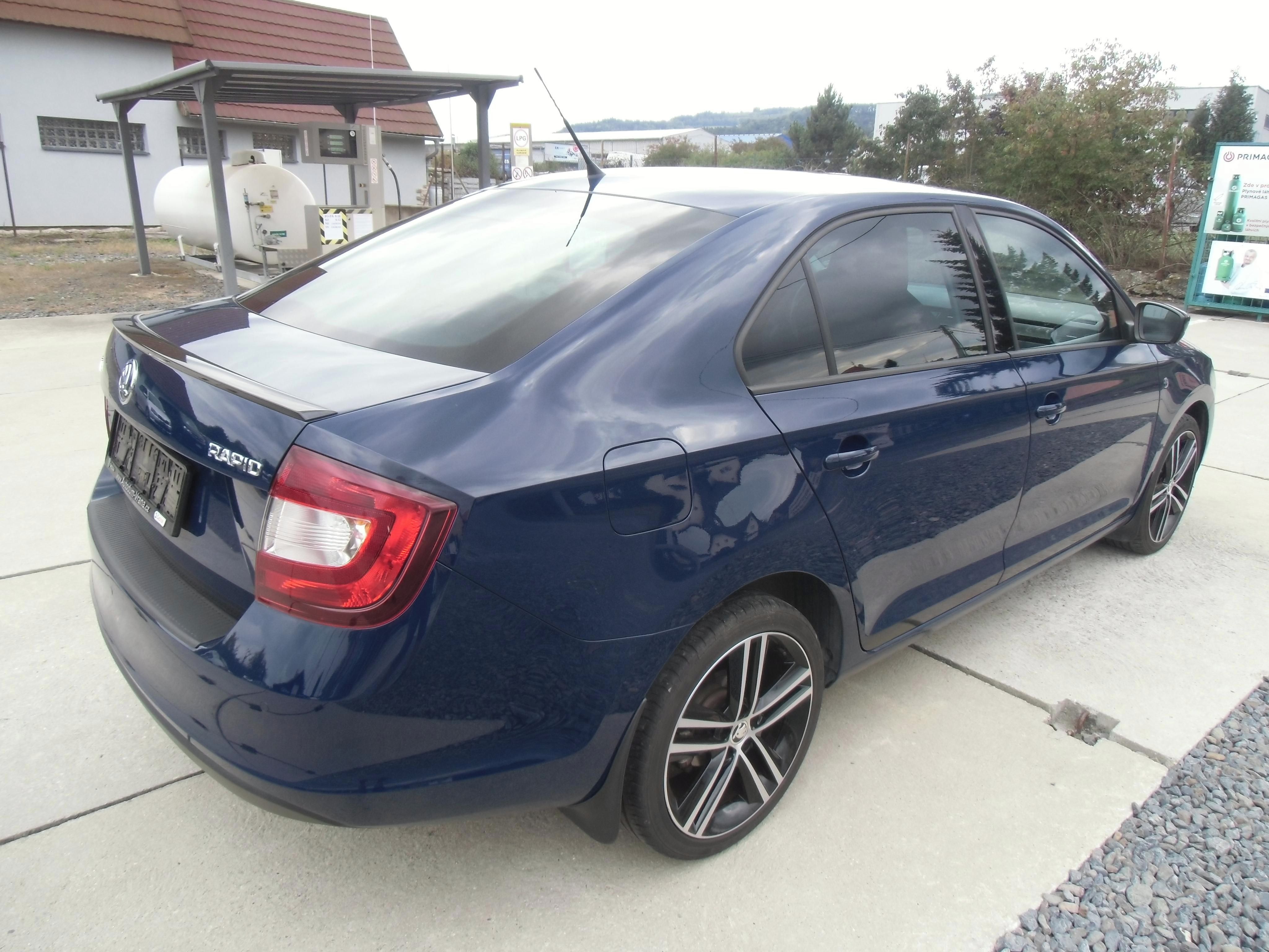 Škoda Rapid, 1.2 TSI 77kW Edition - fotka 5