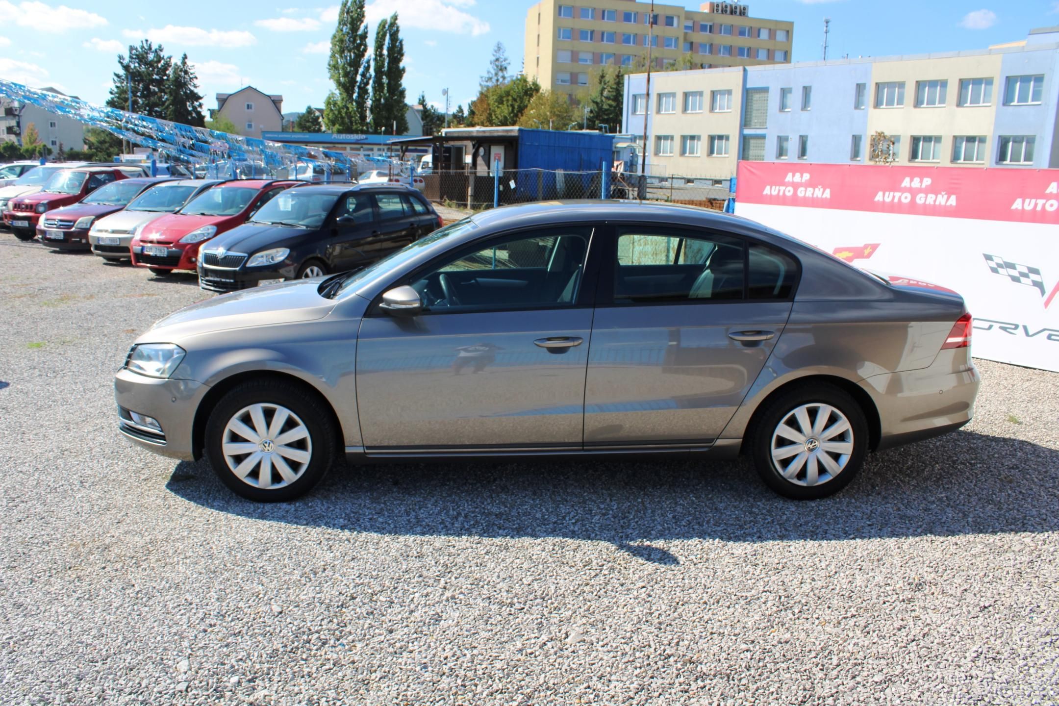 Volkswagen Passat, 1.4TSI KLIMA EL.OKNA TAŽNÉ - fotka 4