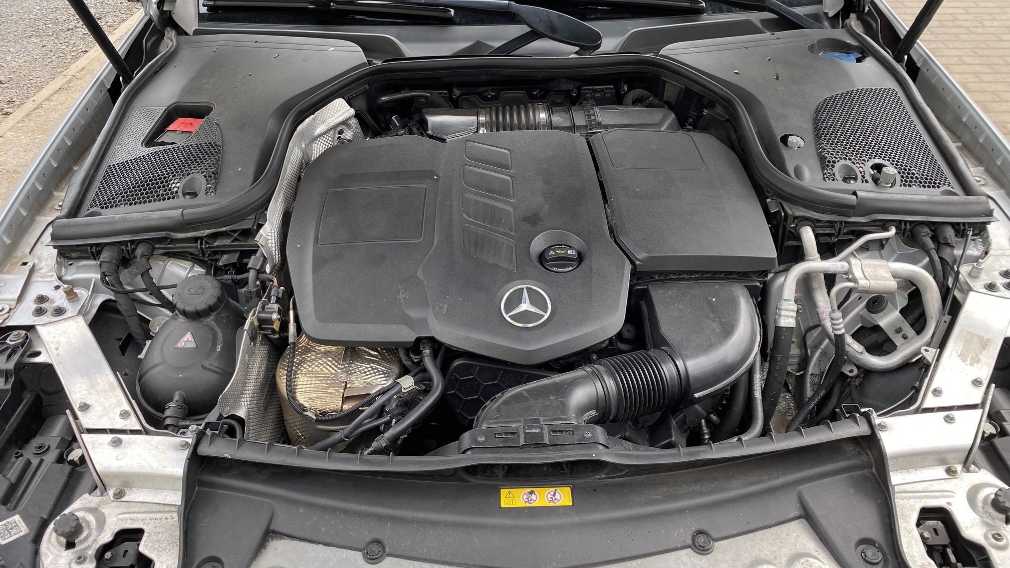 Mercedes-Benz Třídy E, W213 E220d 143kW 9G automat - fotka 5