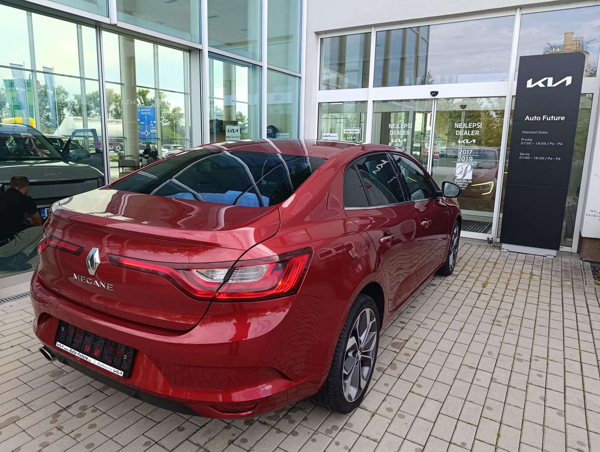 Renault Mégane, 1.4 84KW ČR 1.MAJITEL - fotka 6