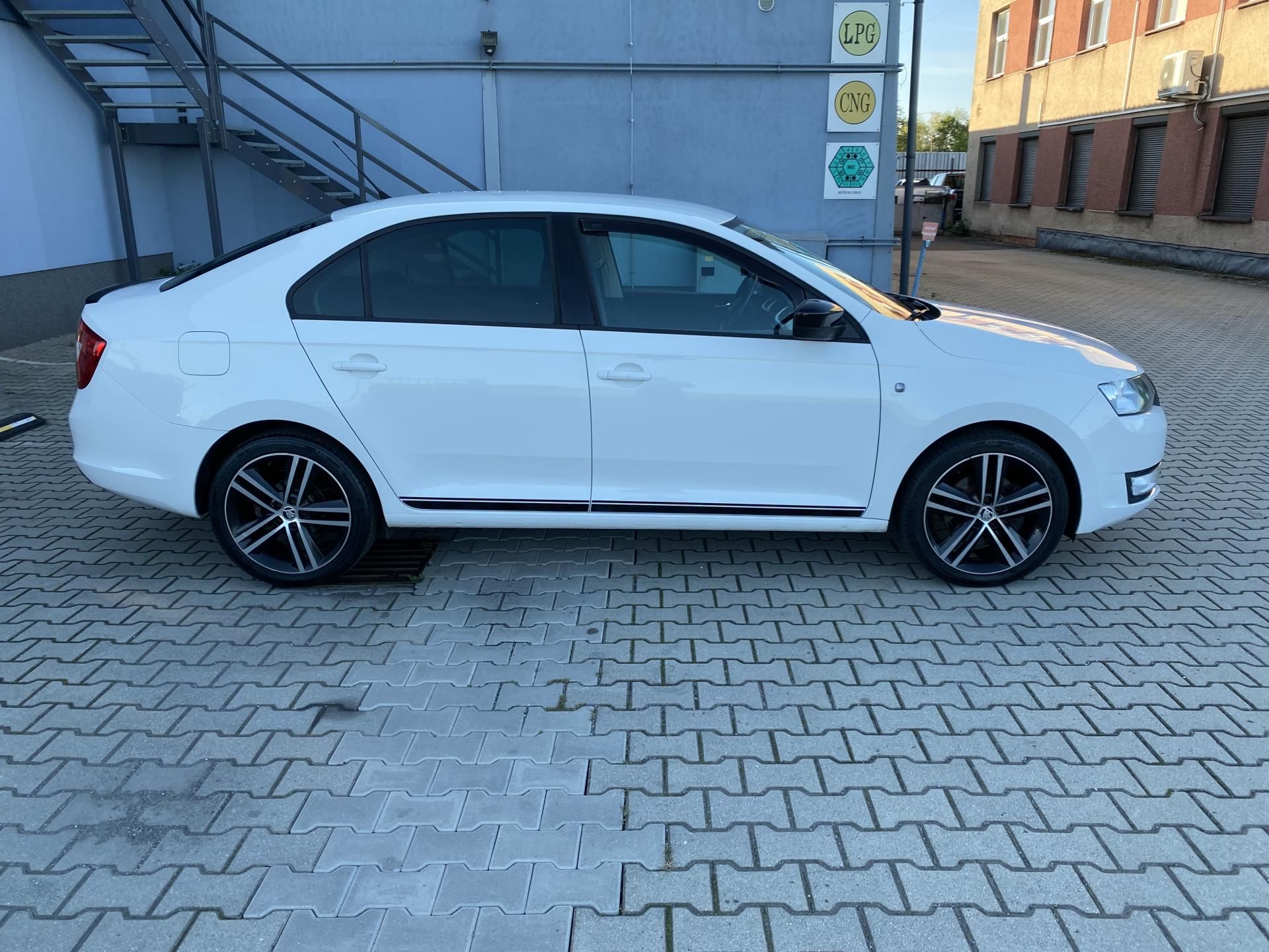 Škoda Rapid, 1,2TSi 77KW SPORT AMBITION - fotka 4