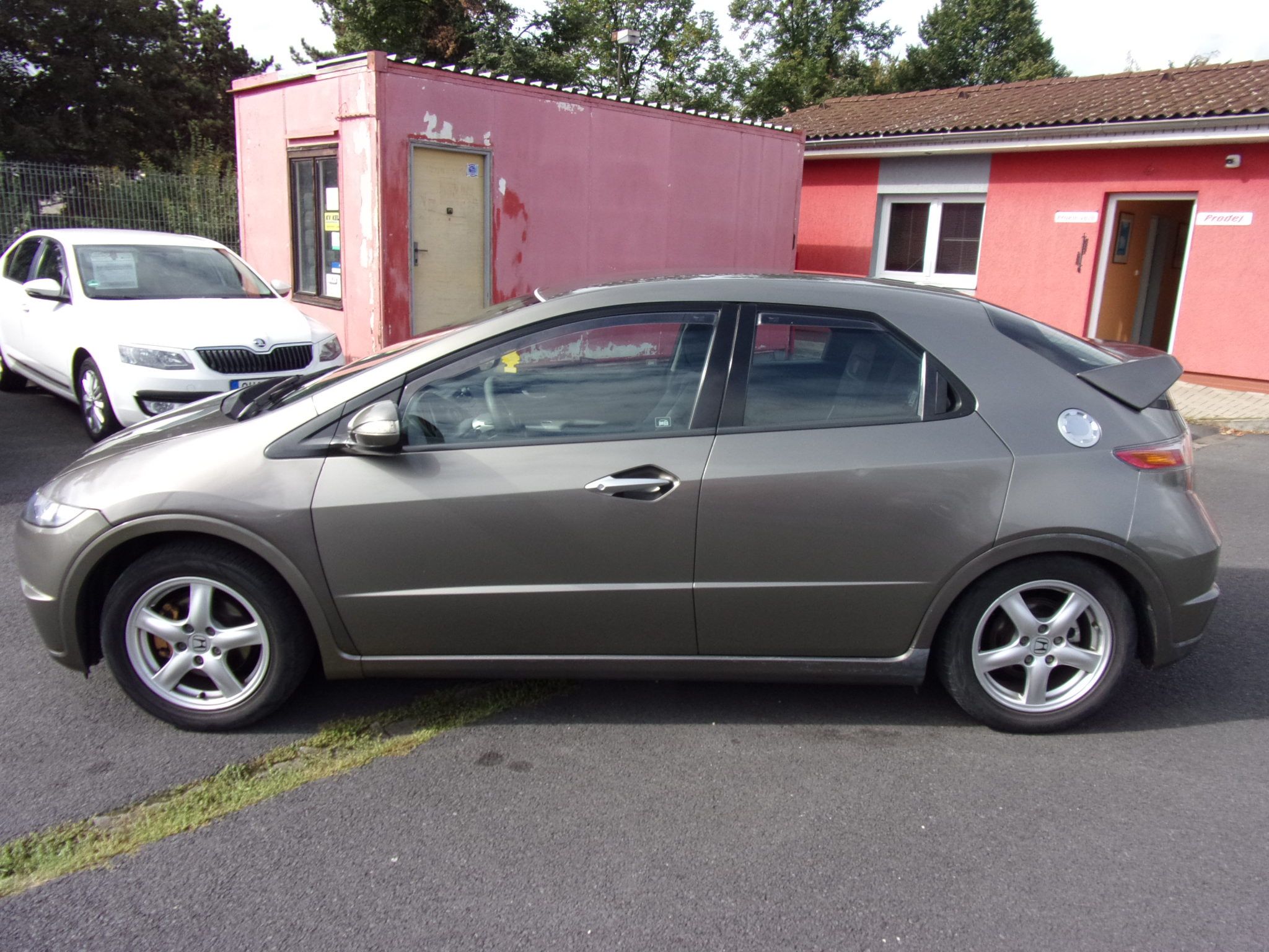Honda Civic, 1,3 i-DSI Comfort - fotka 6