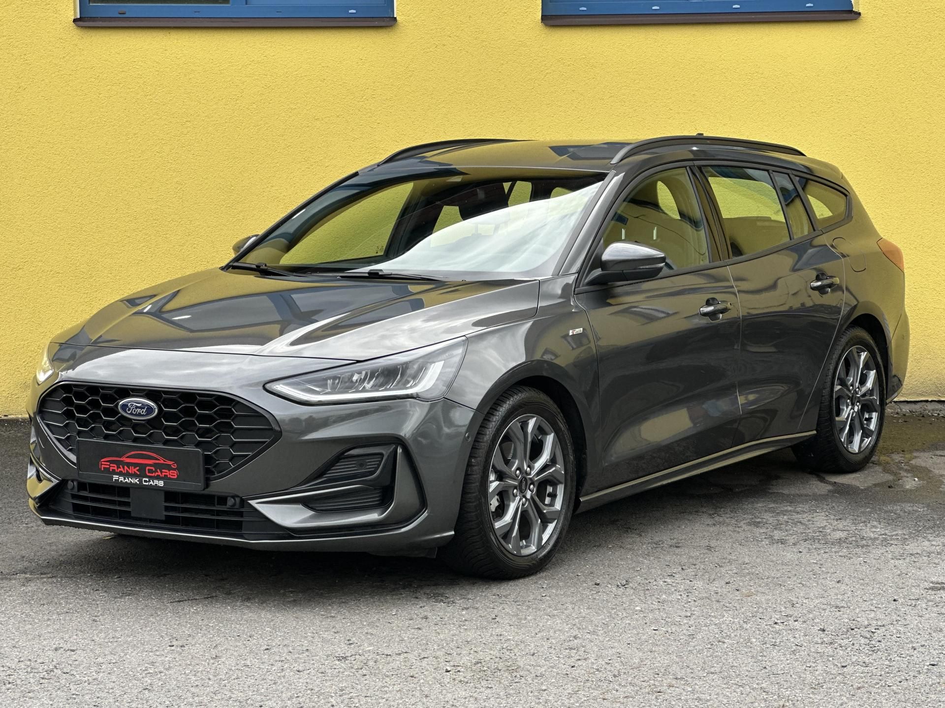 Ford Focus, KOMBI ST LINE 1.5/85kW * LED