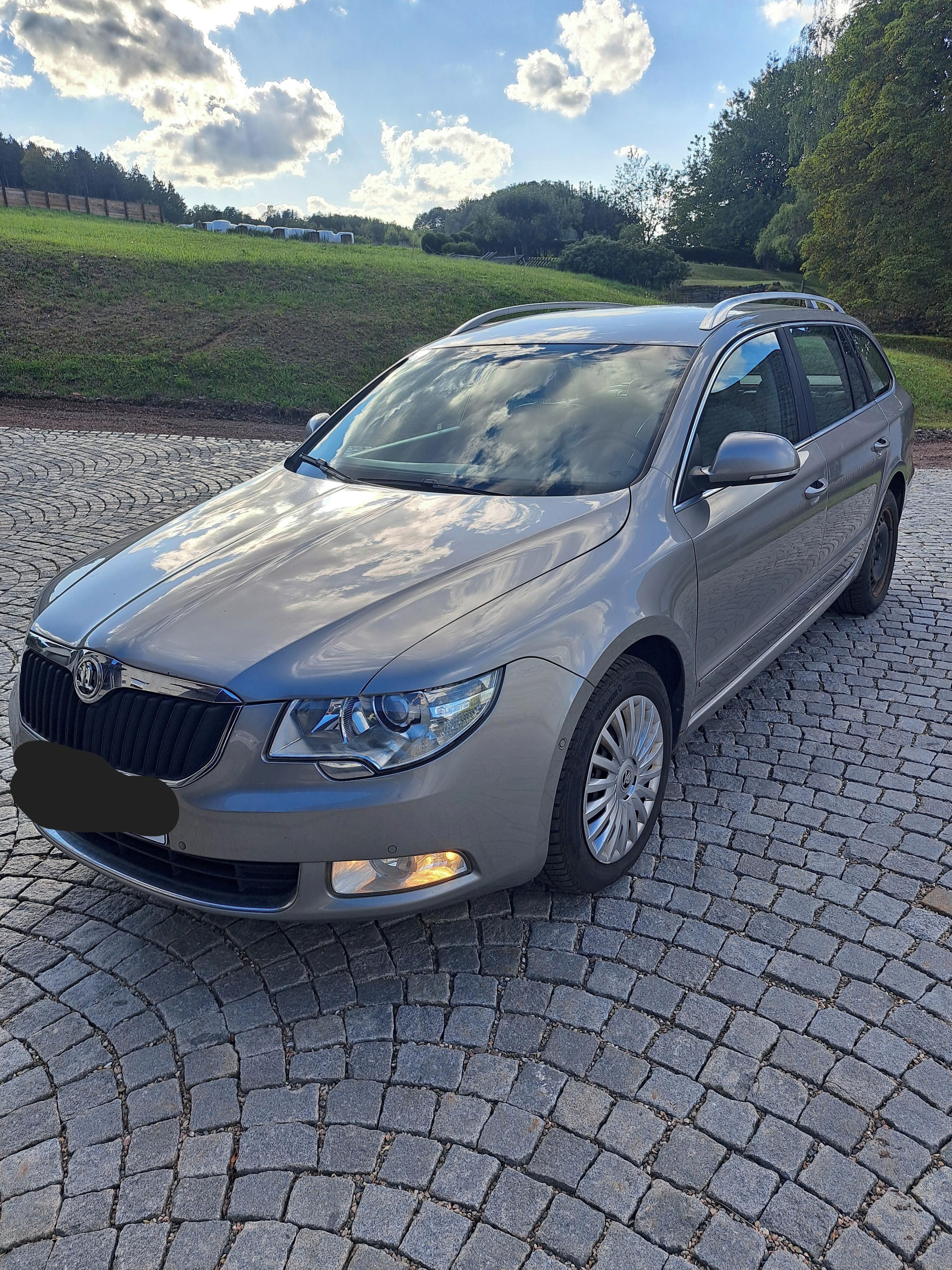 Škoda Superb, Škoda Superb - fotka 2