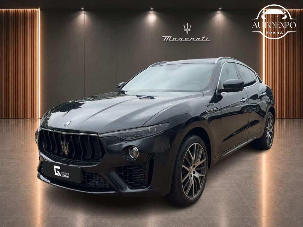 Maserati Levante, Modena S*Carbon*Panorama