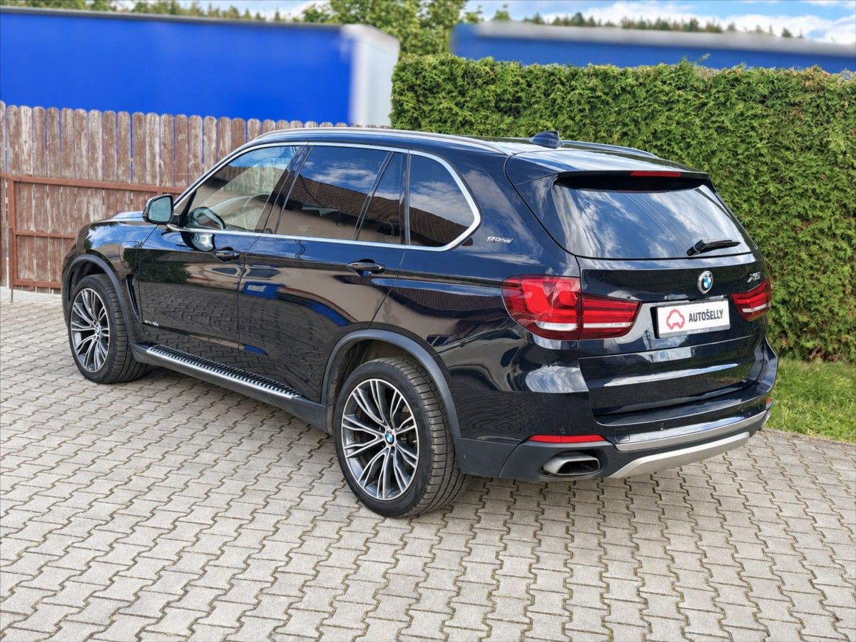 BMW X5, 40e Xdrive LED HUD PANO TZ - fotka 5