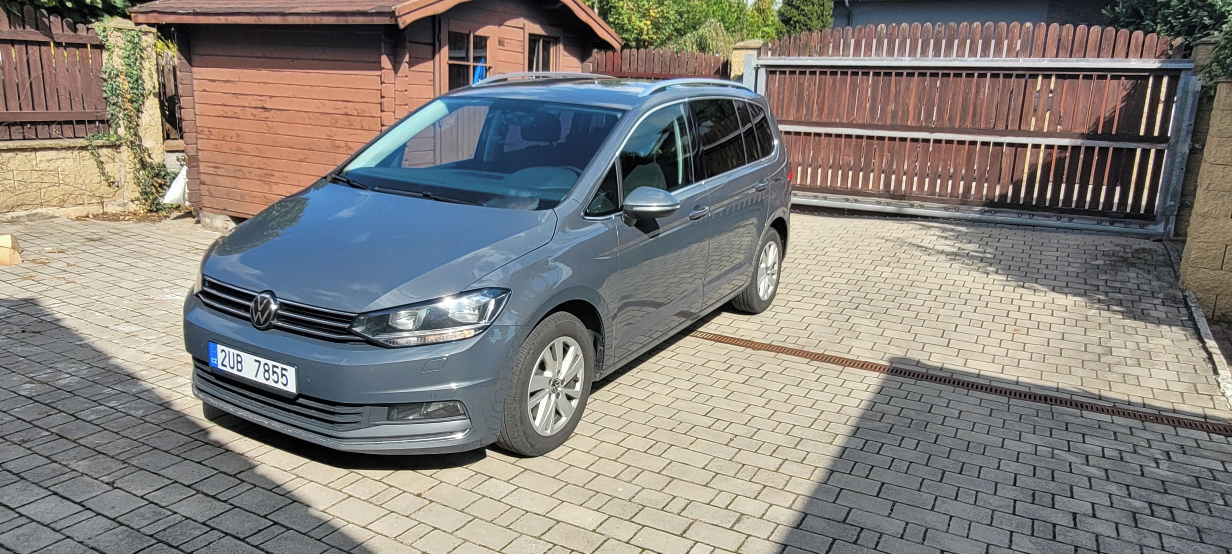 Volkswagen Touran, 2,0TDi DSG 7MIST 133TKM - fotka 3