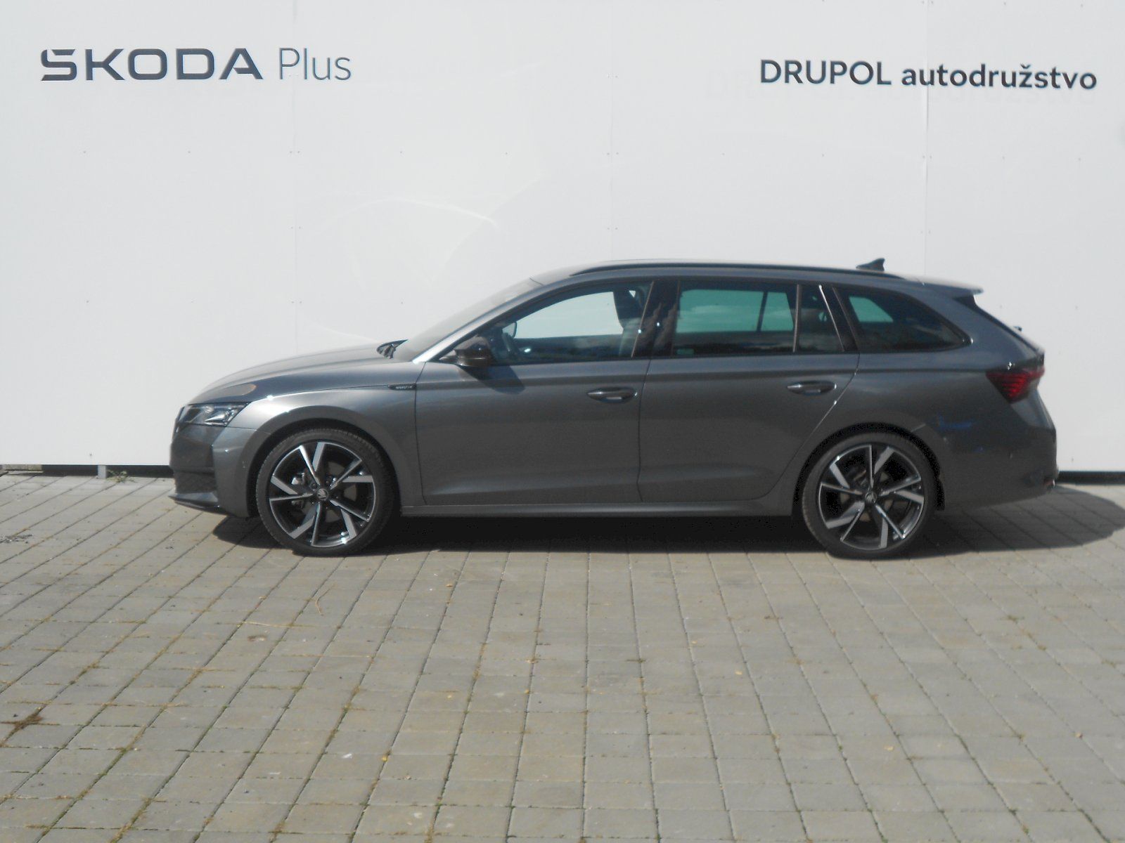 Škoda Octavia, Combi IV 1.5 TSI - 110 kW, Spo - fotka 3