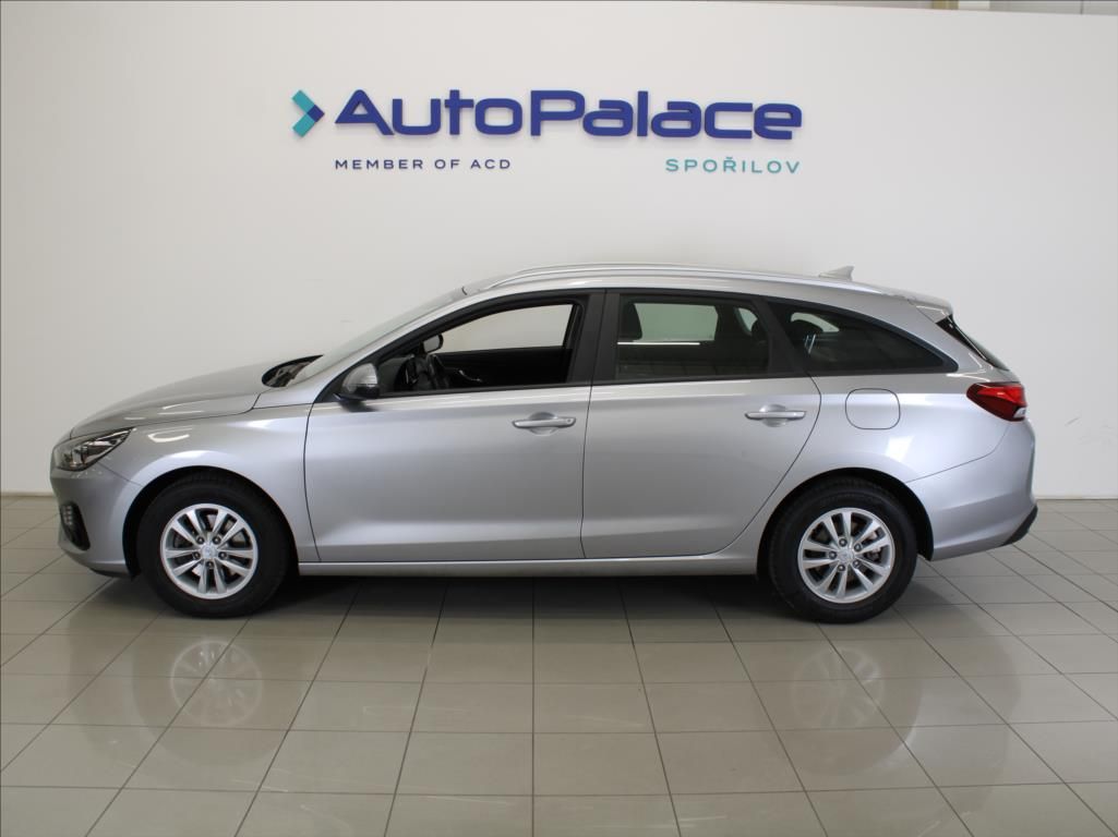 Hyundai i30, 1,0 T-GDi 88kW 28tkm.Záruka ČR - fotka 5