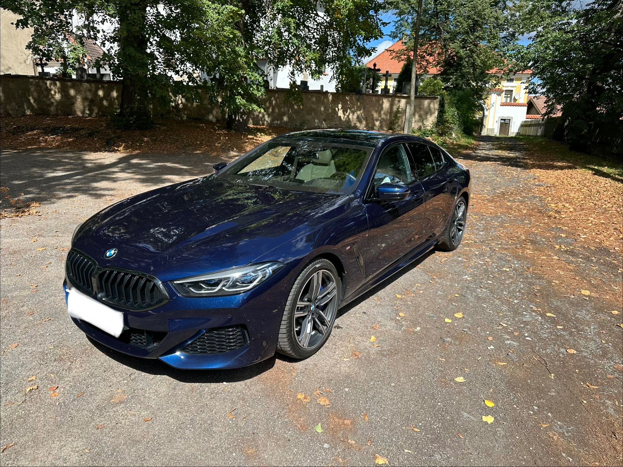 BMW Řada 8 - fotka 2