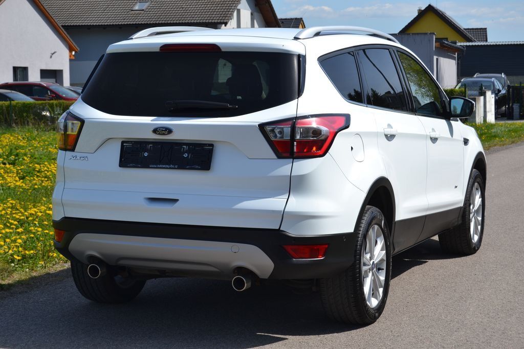 Ford Kuga, Ford Kuga 2.0 TDCI 110kW - fotka 4
