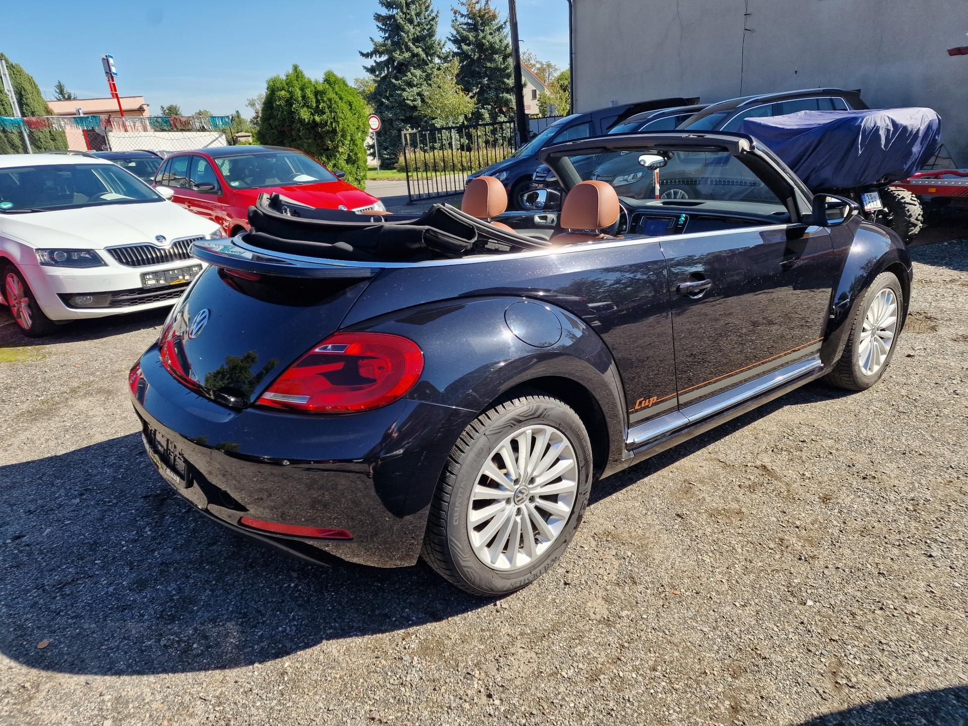 Volkswagen Beetle, CABRIO 2,0TDI DSG CUP KAMERA - fotka 4