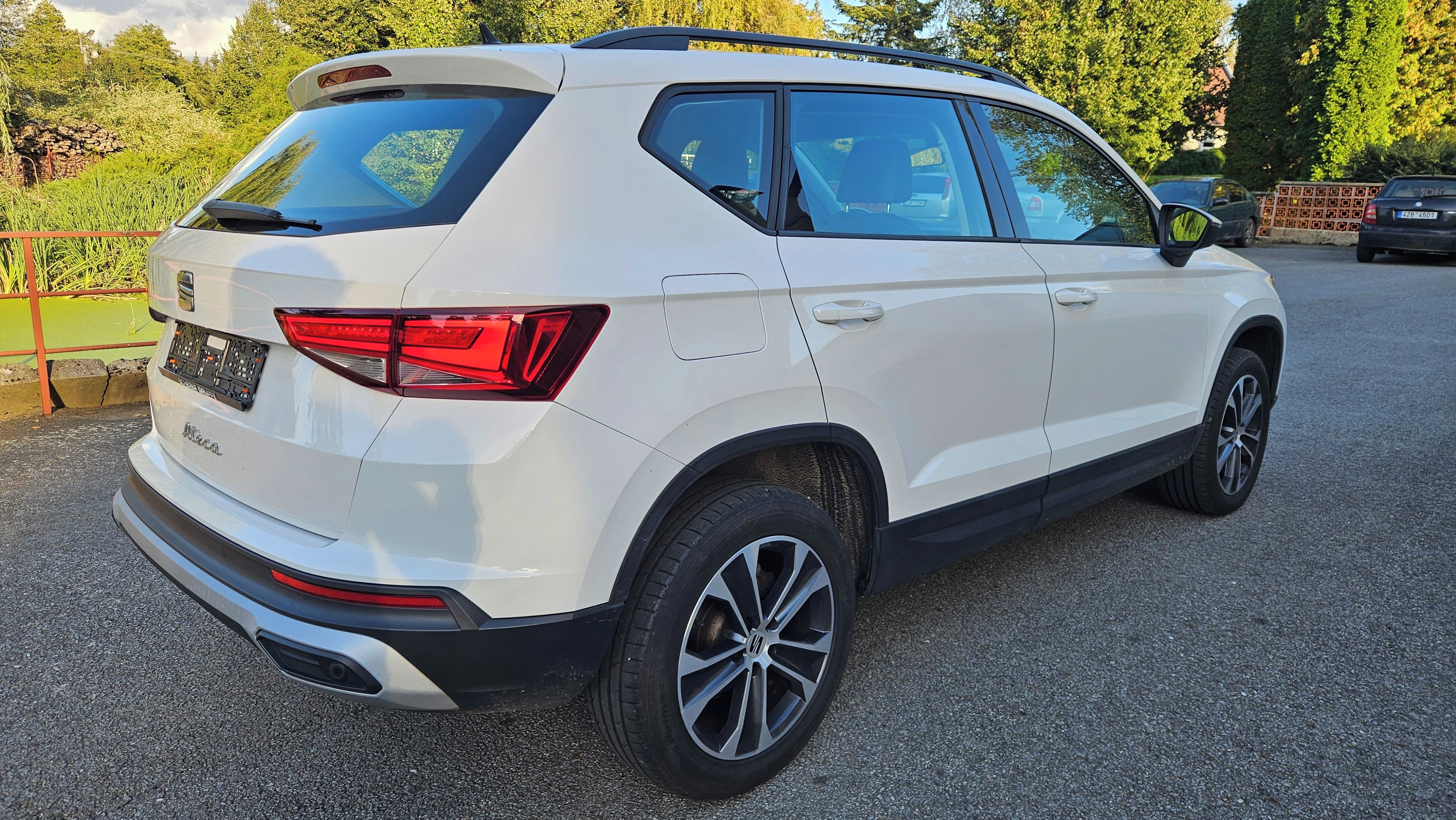 Seat Ateca, 2.0 TDI 110kw Manuál TOP STAV - fotka 6