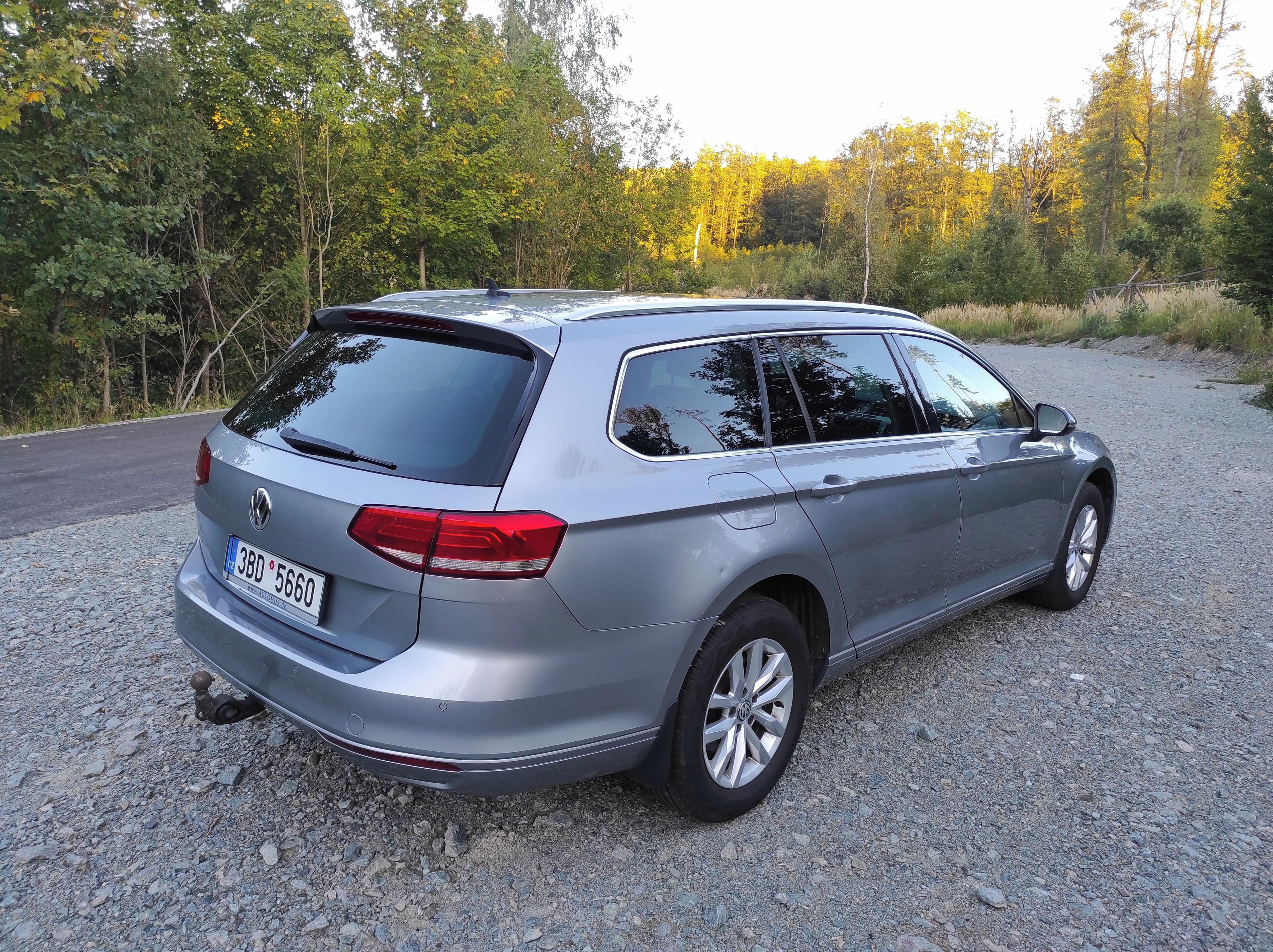 Volkswagen Passat, 2.0 TDI servisovano - fotka 6