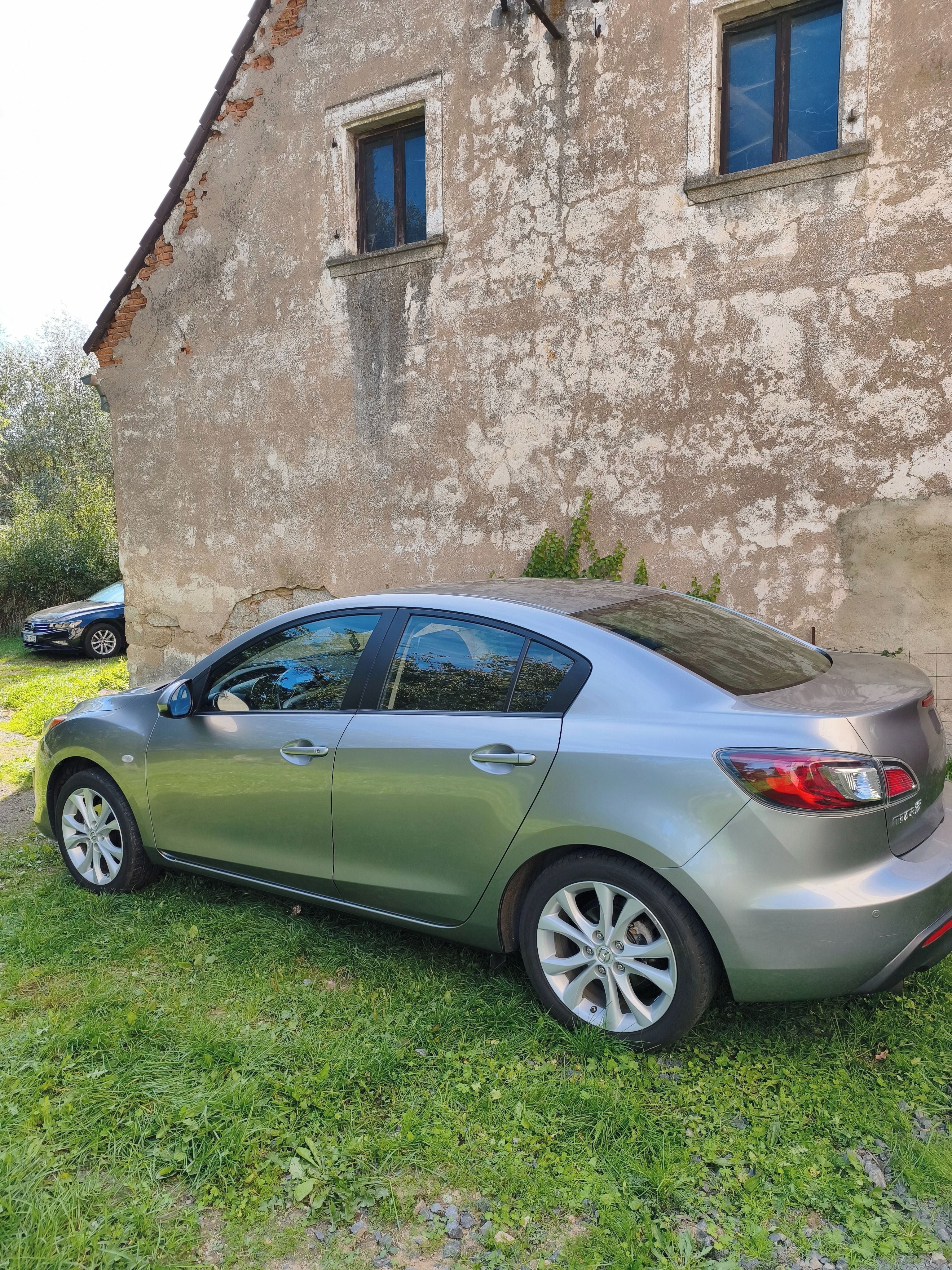 Mazda 3, Mazda 3 1.6 benzín 62 tisíc km - fotka 6
