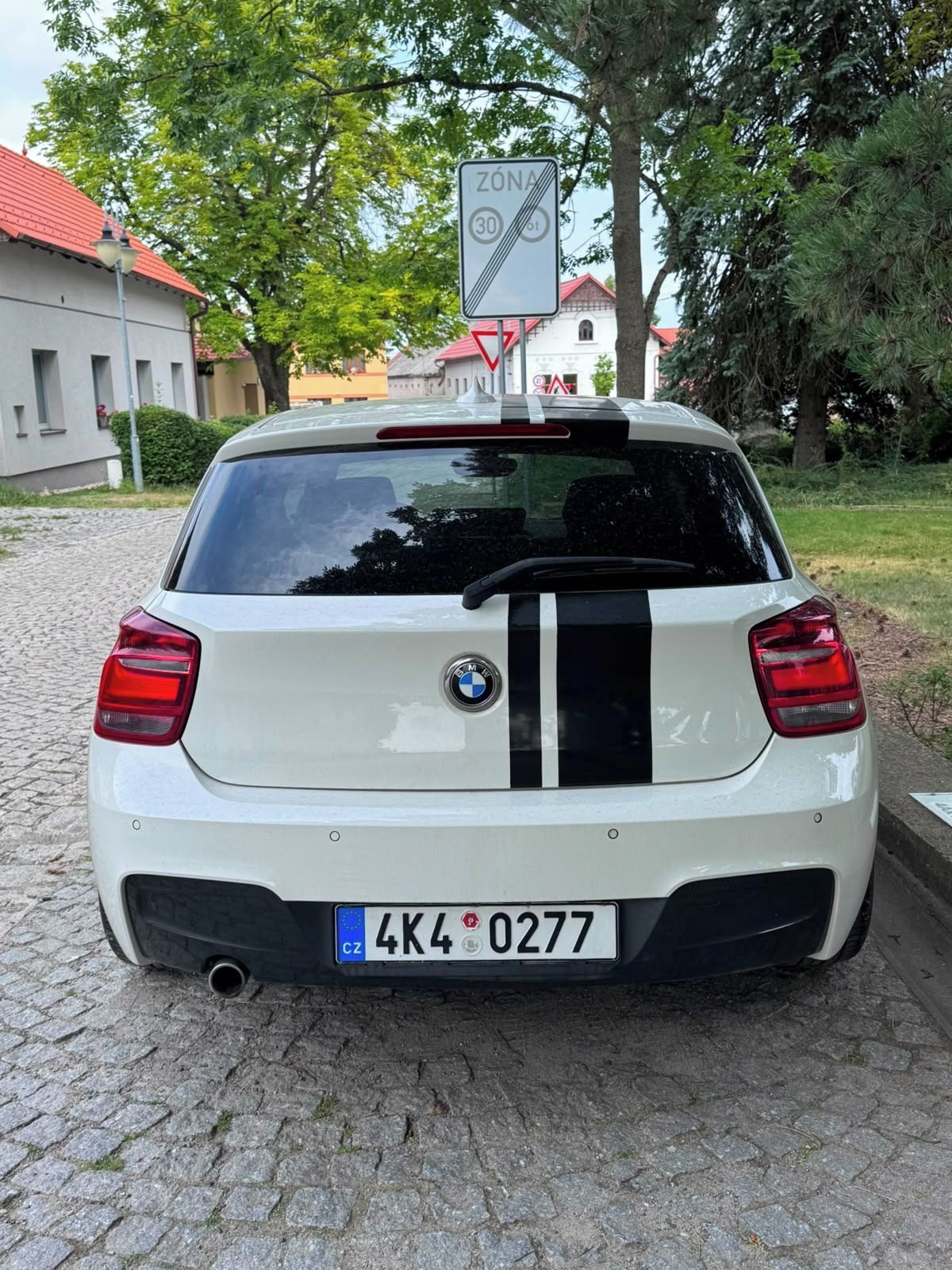 BMW Řada 1, BMW 116d F21 M Paket 2.0D 85kw - fotka 6