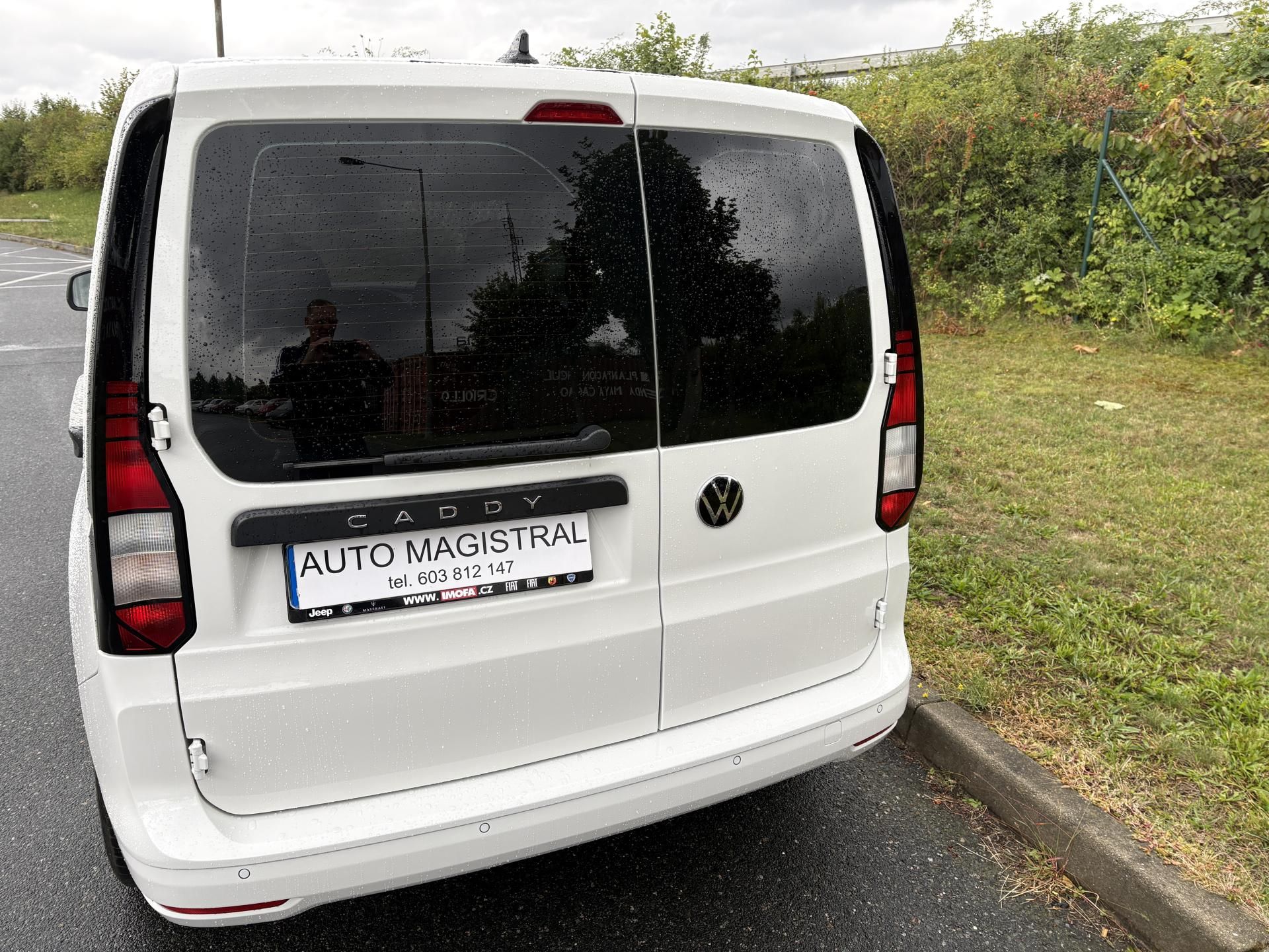 Volkswagen Caddy, 2.0TDI 75 Life Navi PDC - fotka 3