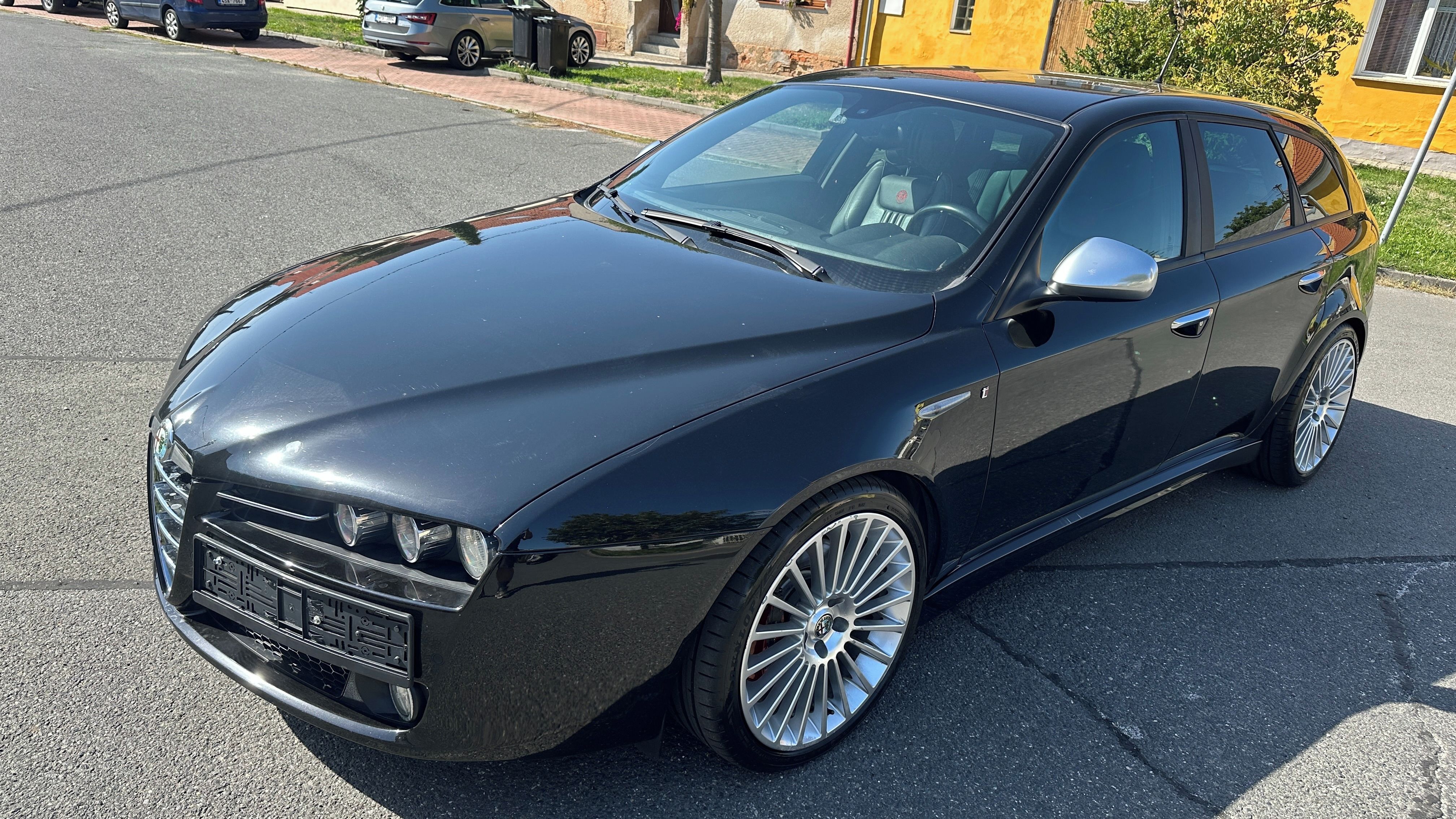 Alfa Romeo 159, 2,4JTD20V Ti - fotka 2