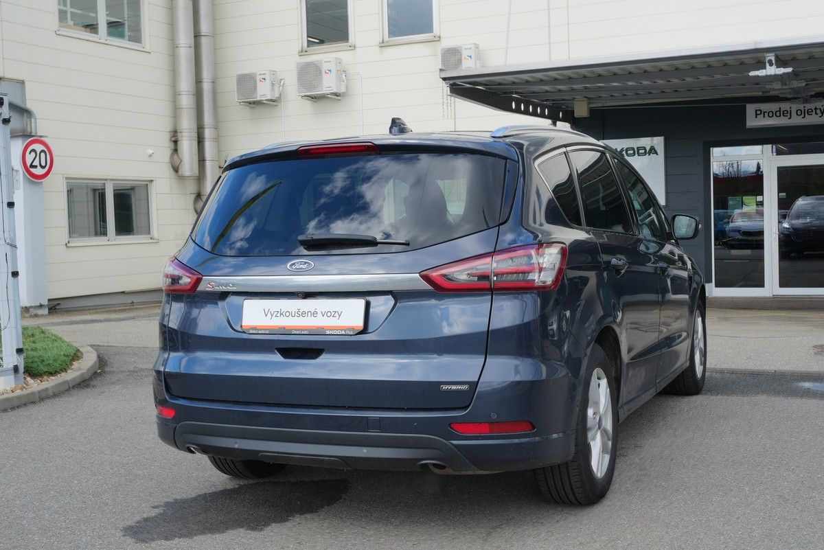 Ford S-MAX, 2.5 110kW Hybrid HEV Titanium - fotka 2