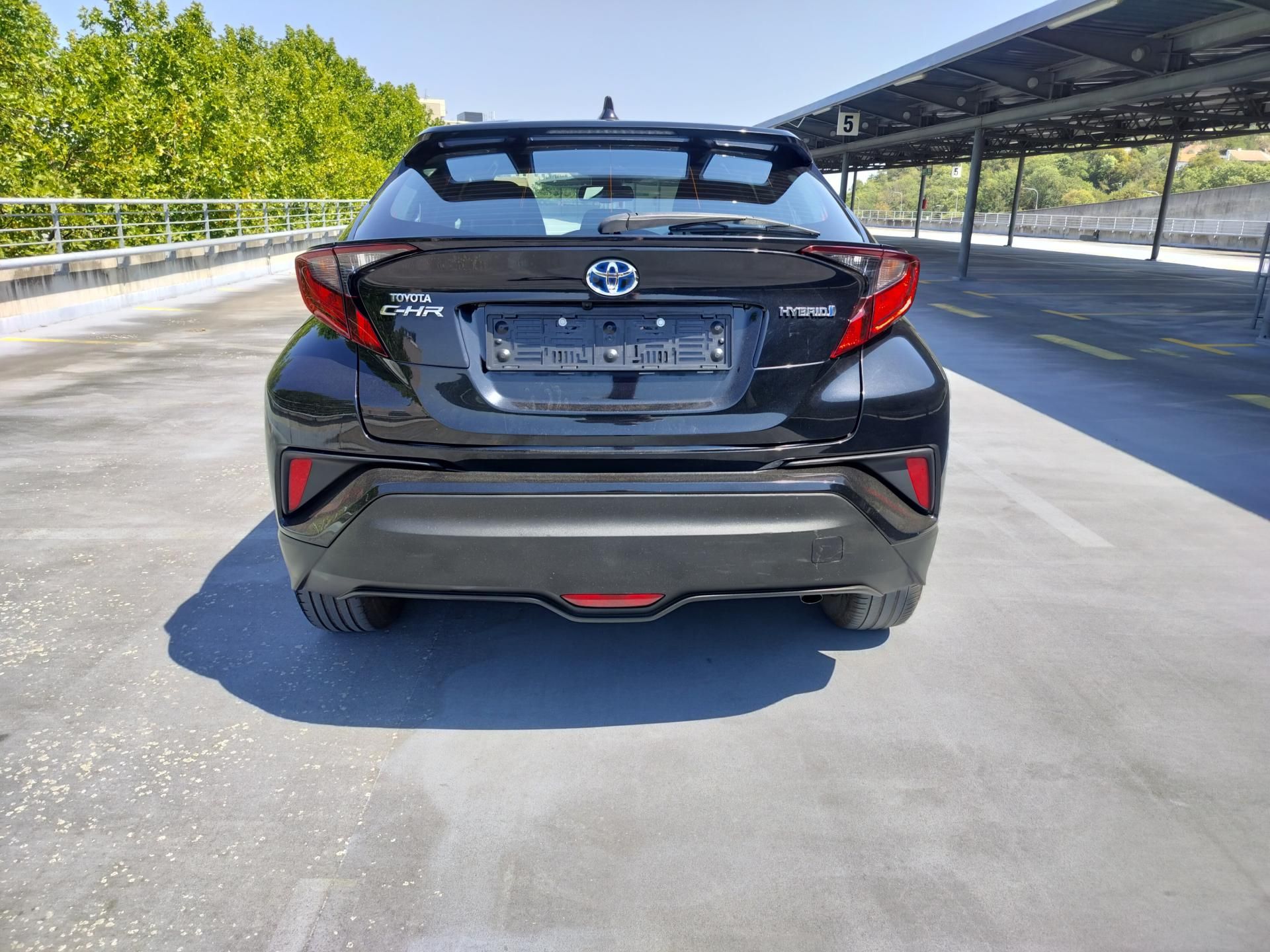 Toyota C-HR, 1.8 Hybrid - fotka 6