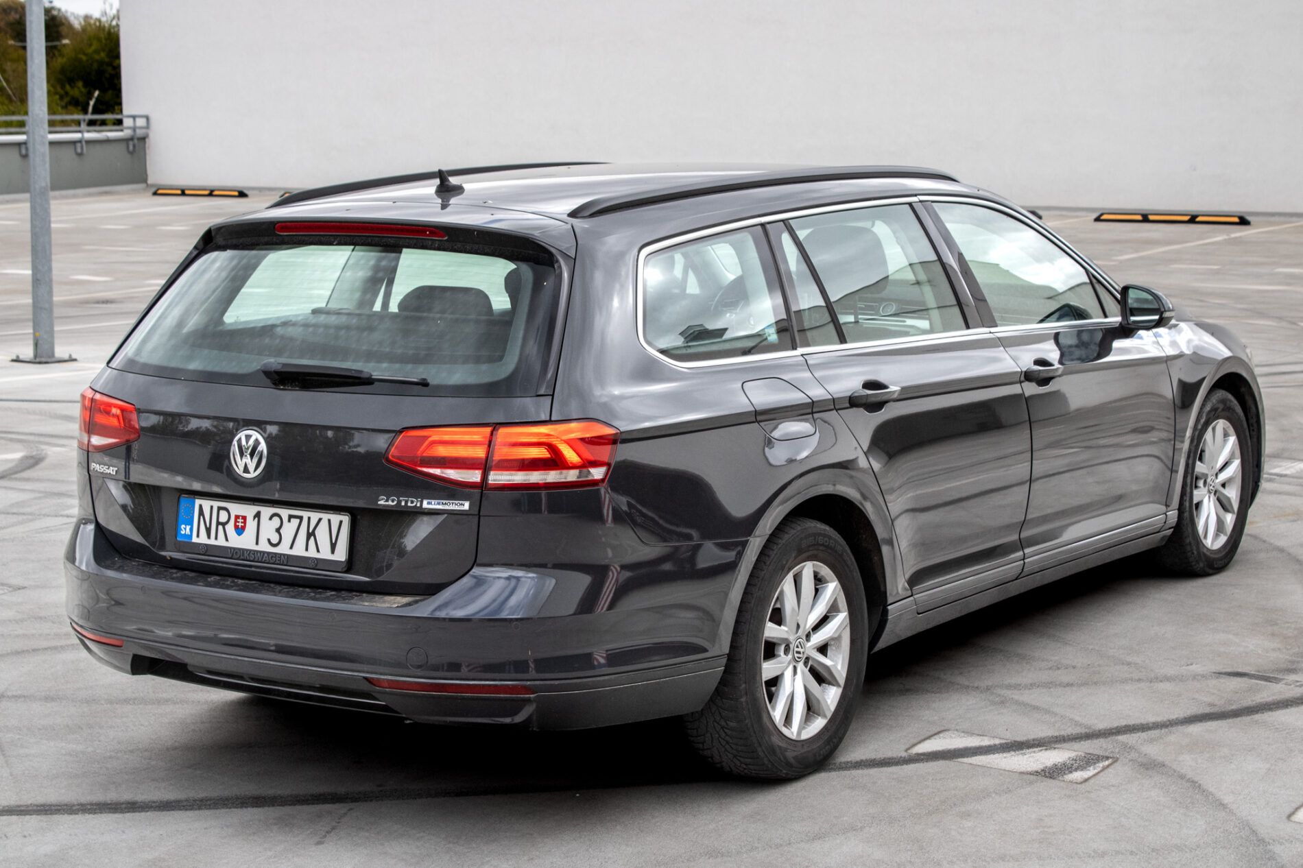 Volkswagen Passat Variant - fotka 6