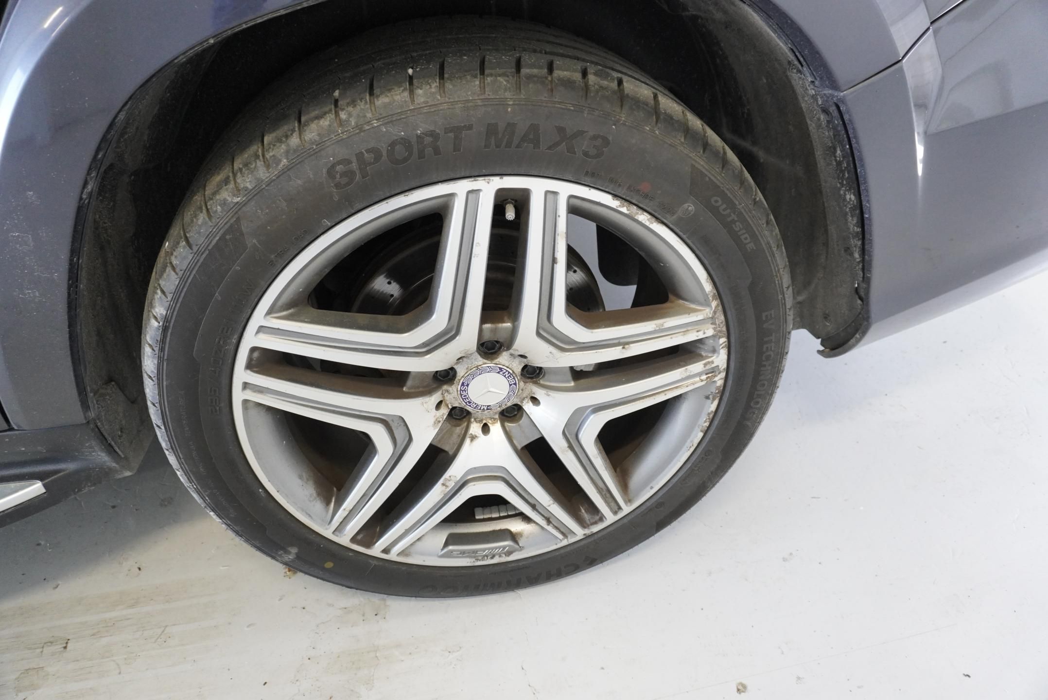 Mercedes-Benz GL, GL350 3,0D V6 4MATIC AUT. - fotka 3