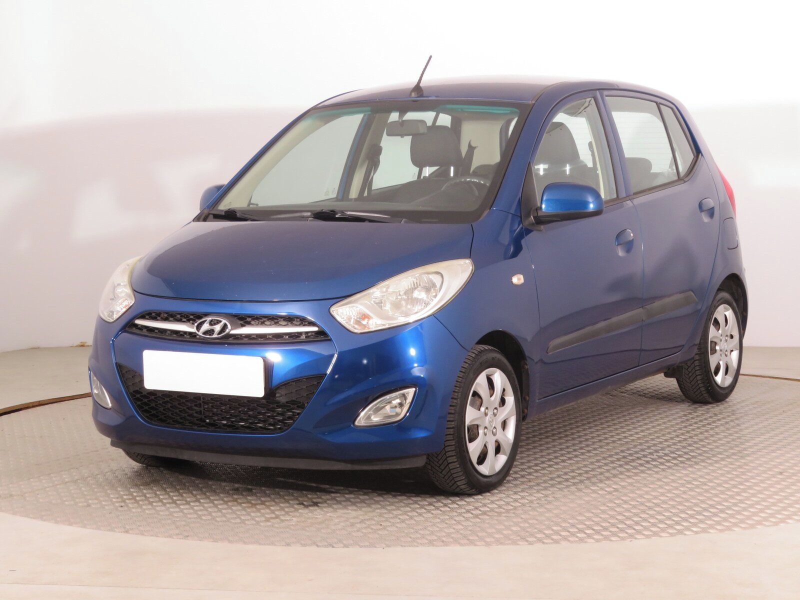 Hyundai i10, 1.1, Serv.kniha - fotka 2